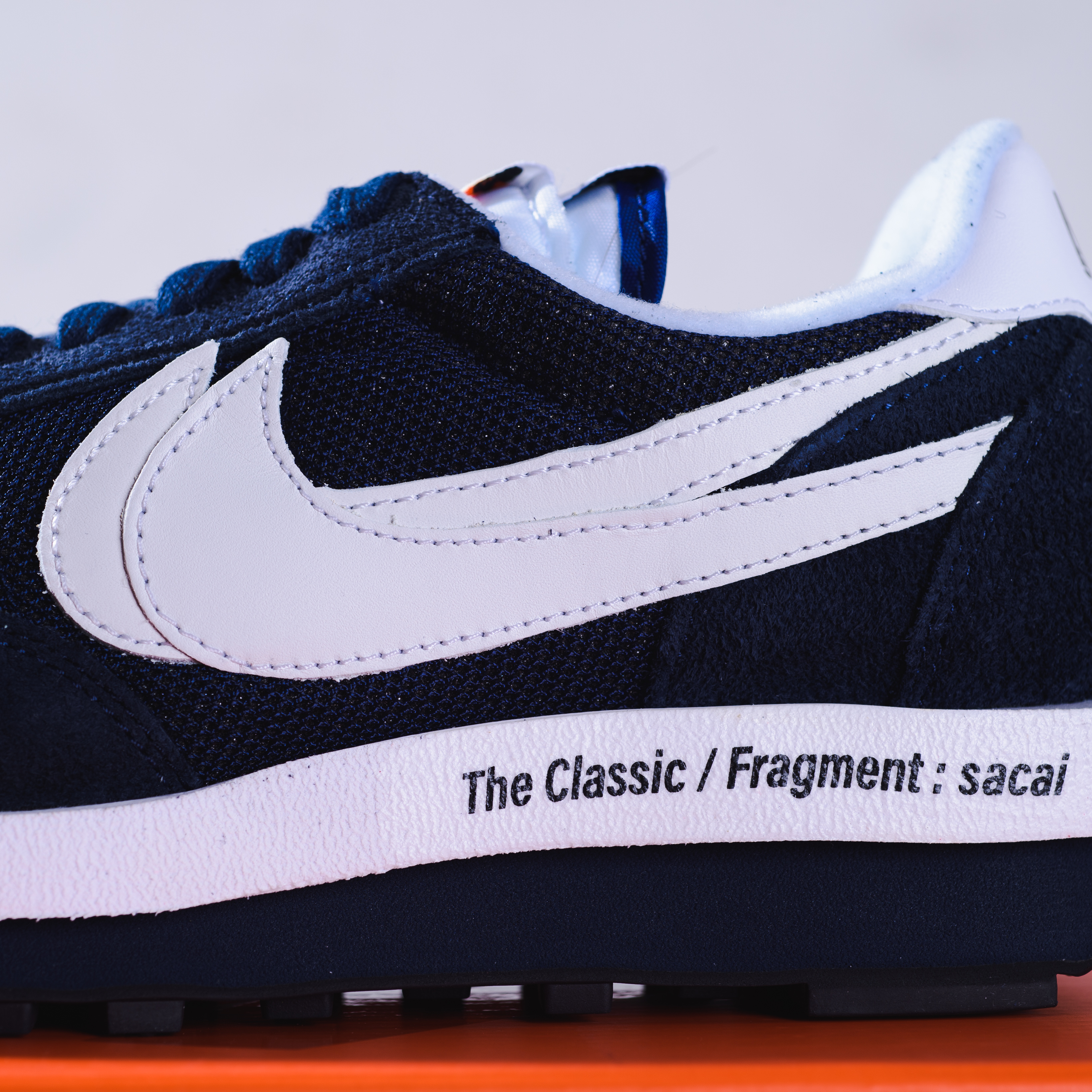 Nike x Sacai x Fragment LDWaffle Blackened Blue 착용 스타일 - 2