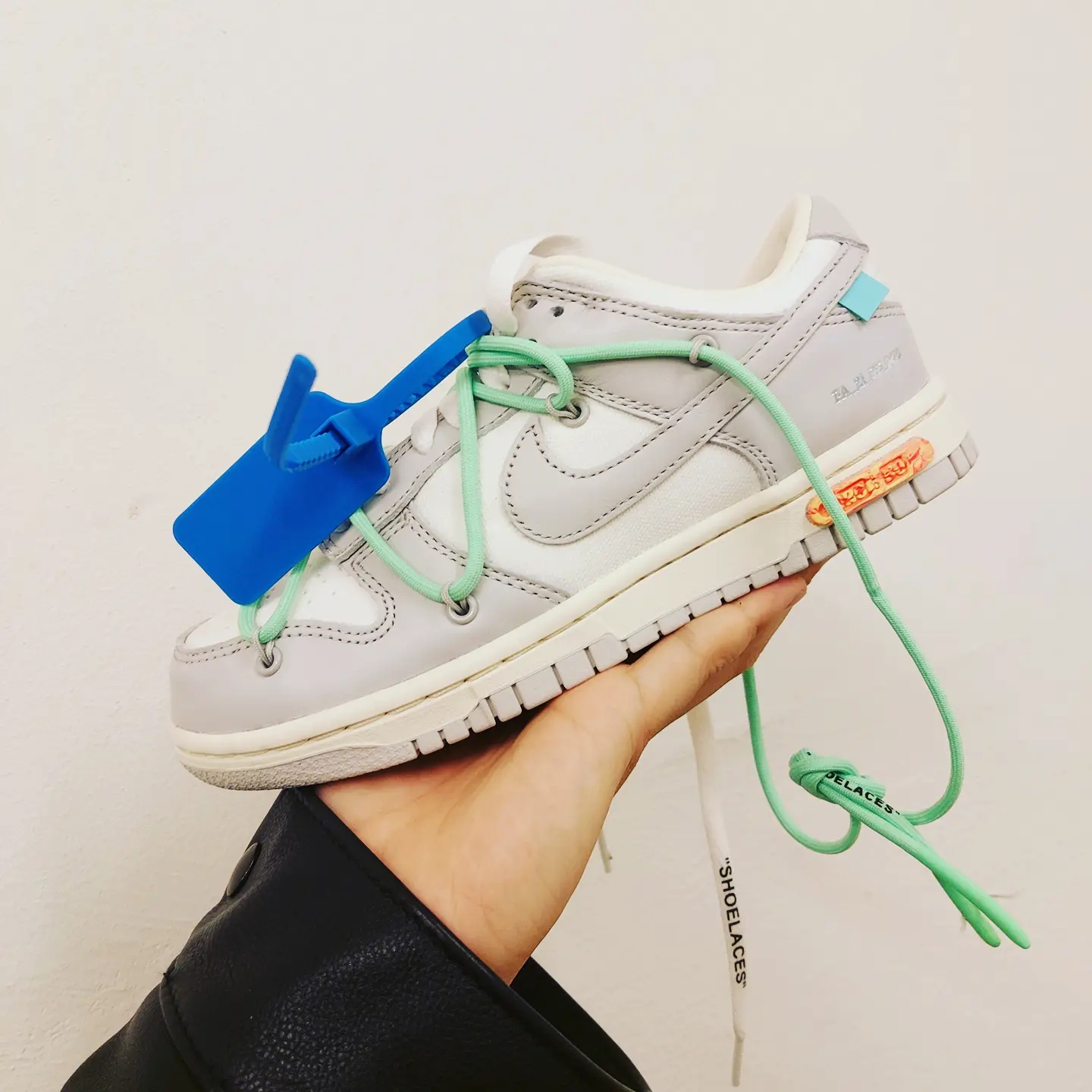 Nike Dunk High Retro Championship White, Supreme Mesh Pocket Belted Cargo Pants Black - 21SS 착용 스타일 - 4