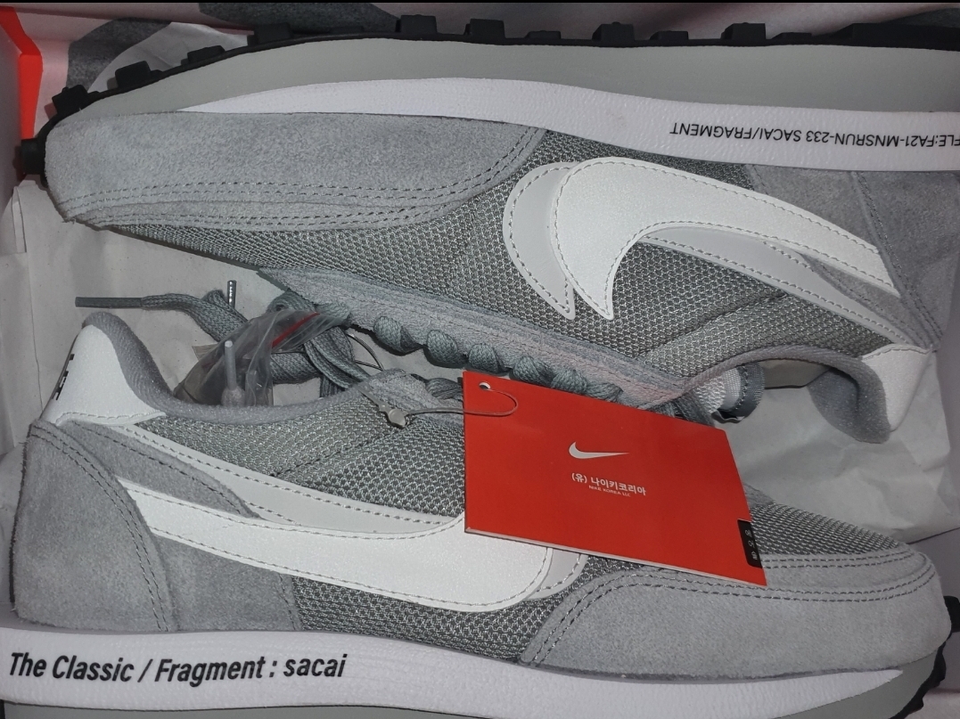 Nike x Sacai x Fragment LDWaffle Light Smoke Grey 착용 스타일 - 1