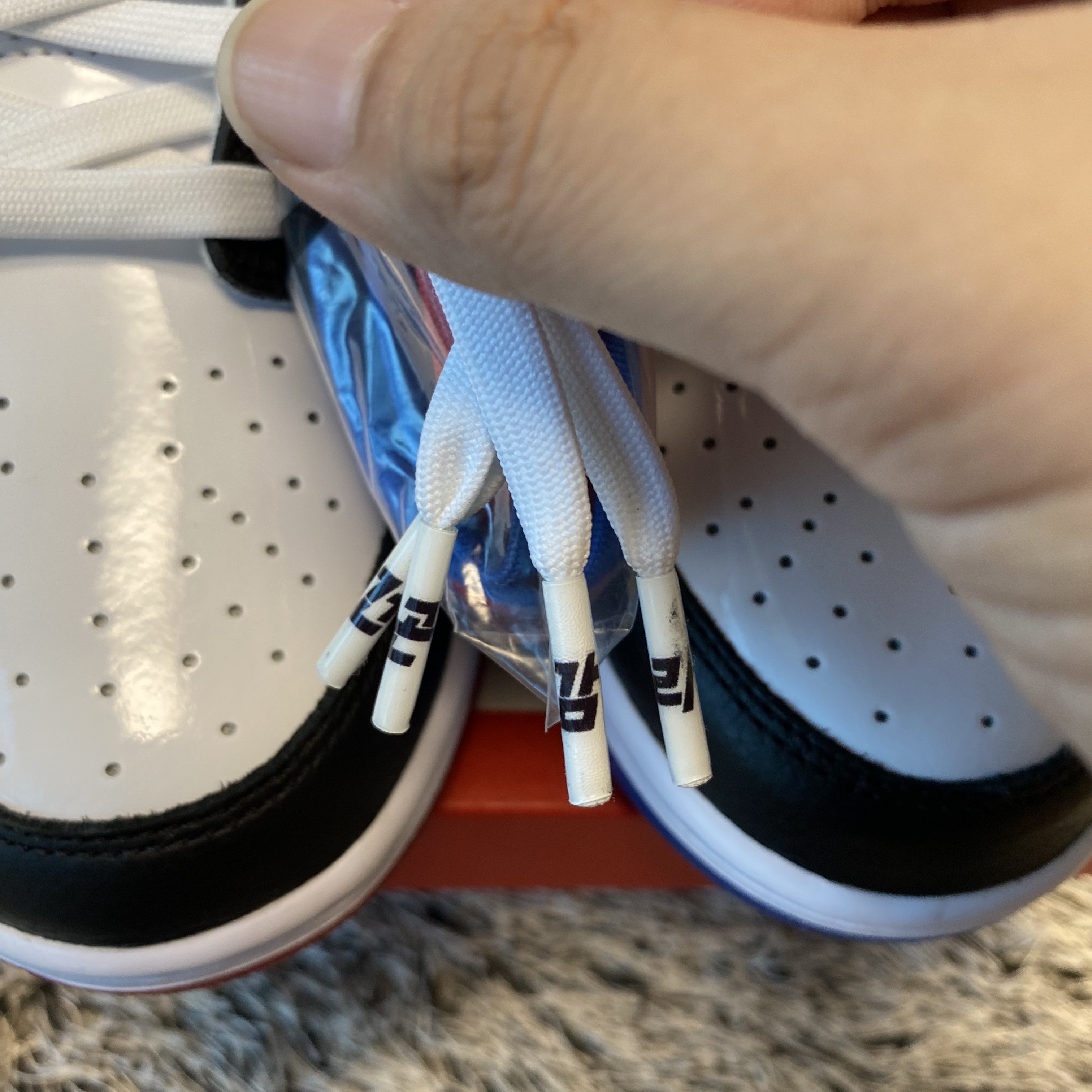 Nike Dunk Low SE Seoul 착용 스타일 - 4