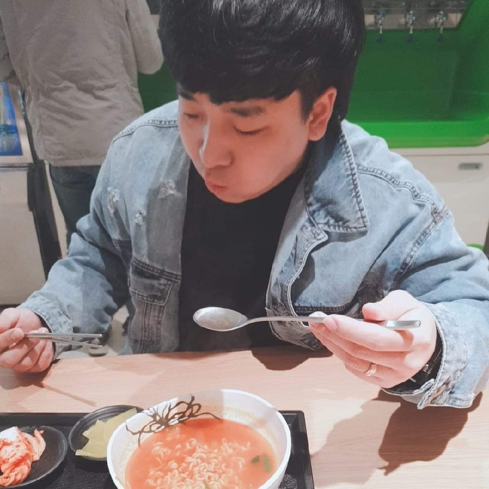 KREAM 프로필 이미지
