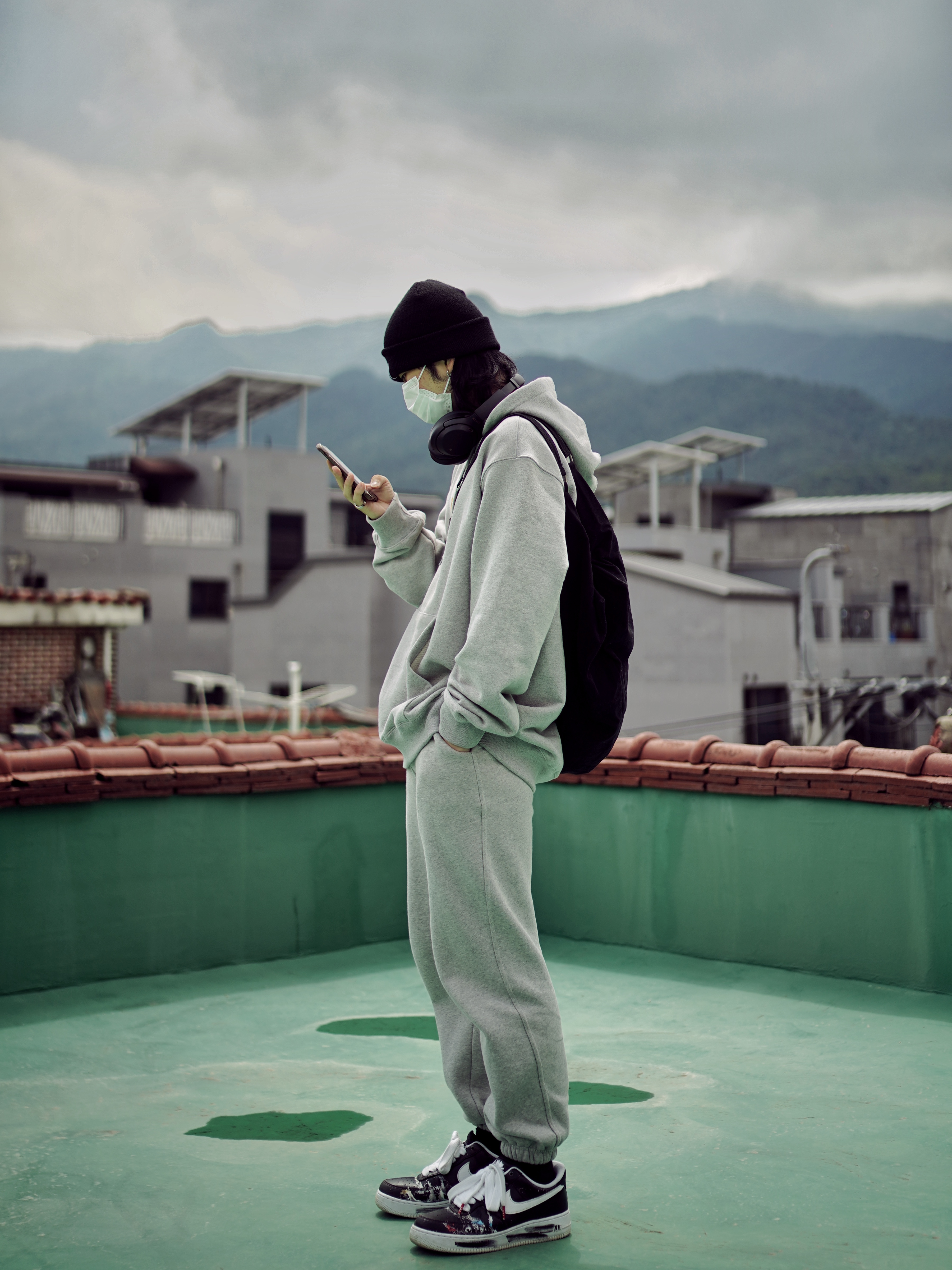 Nike x Peaceminusone Air Force 1 Low Para-Noise 착용 스타일