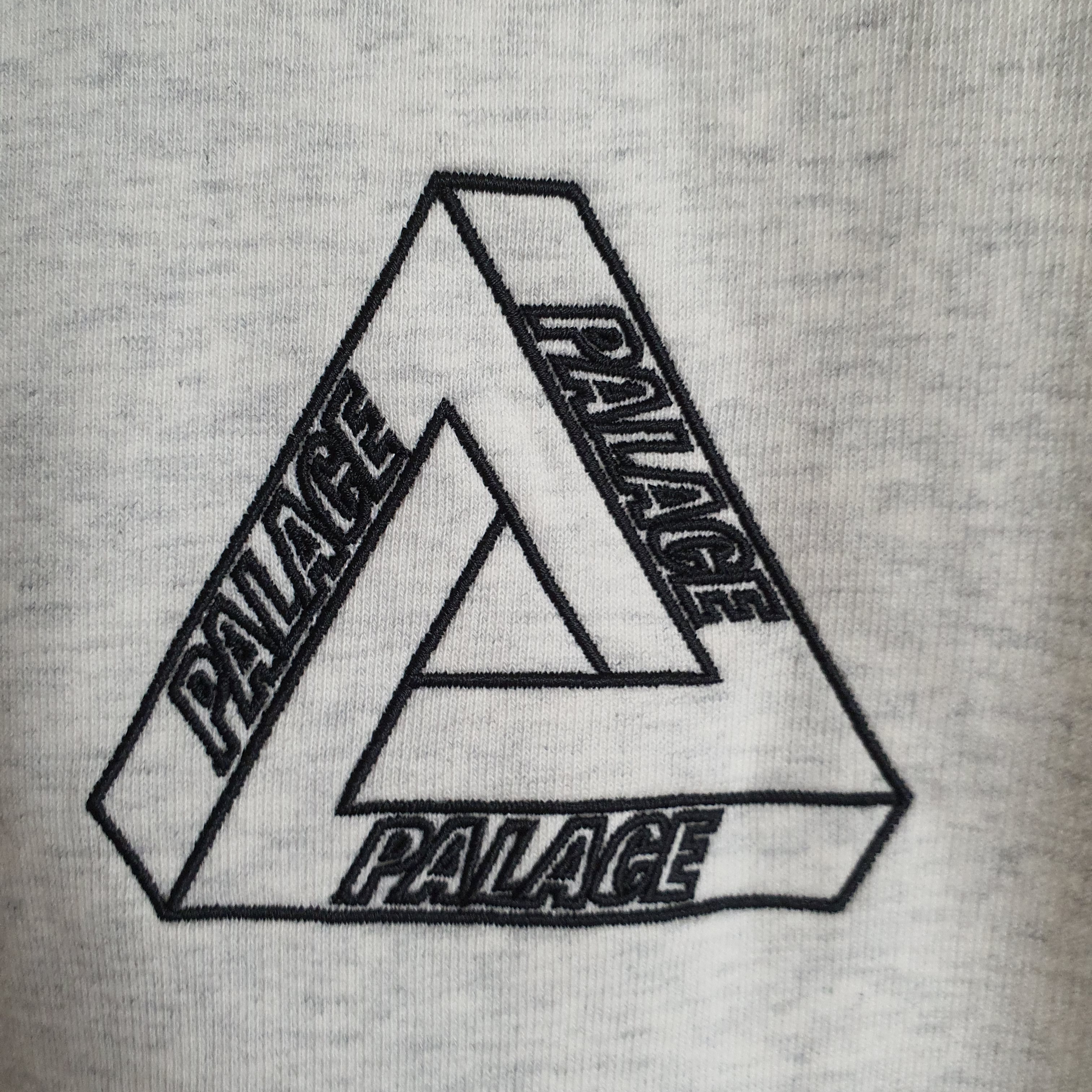 Palace Outliner Mit Designer Crew Light Grey Marl - 21SS 착용 스타일 - 2
