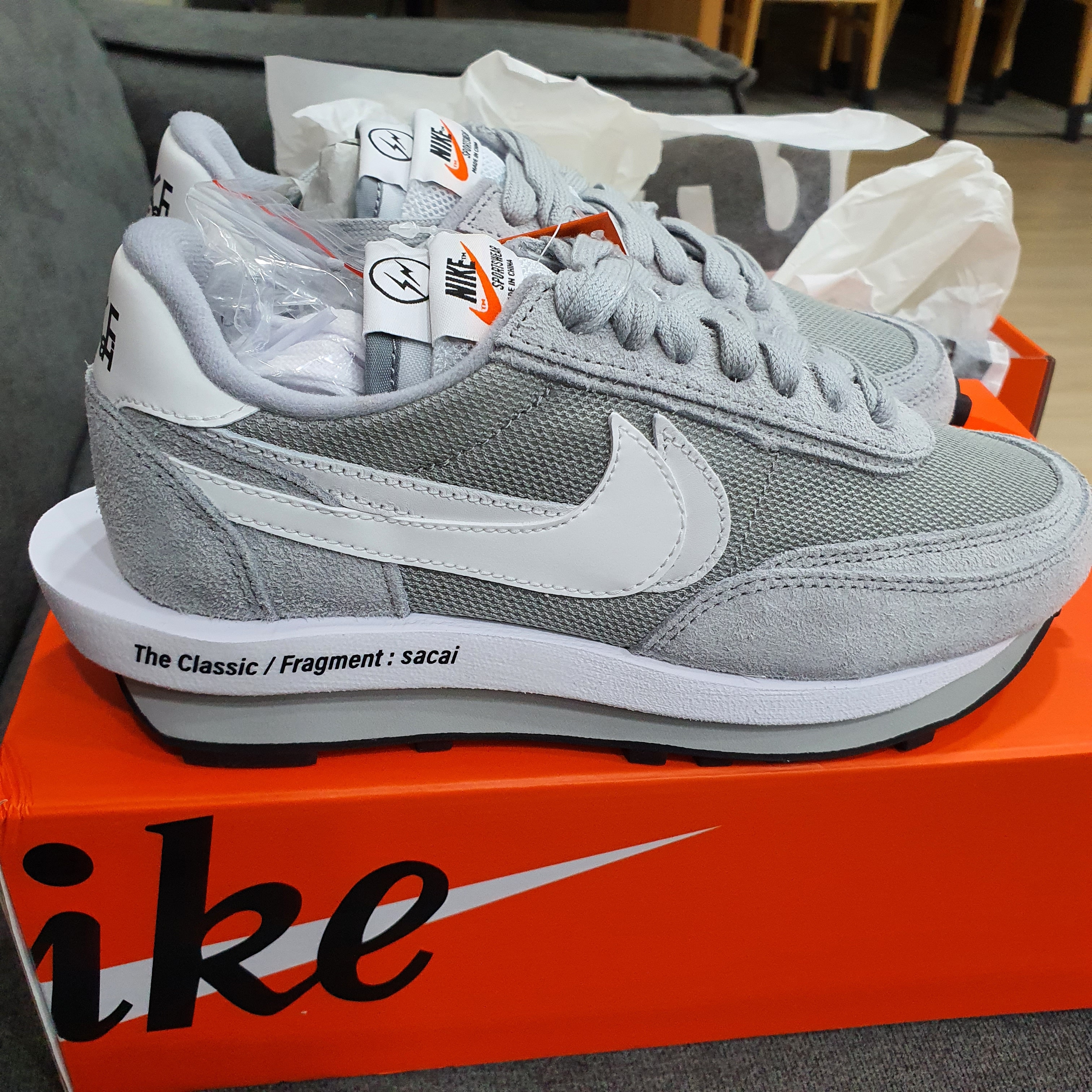Nike x Sacai x Fragment LDWaffle Light Smoke Grey 착용 스타일