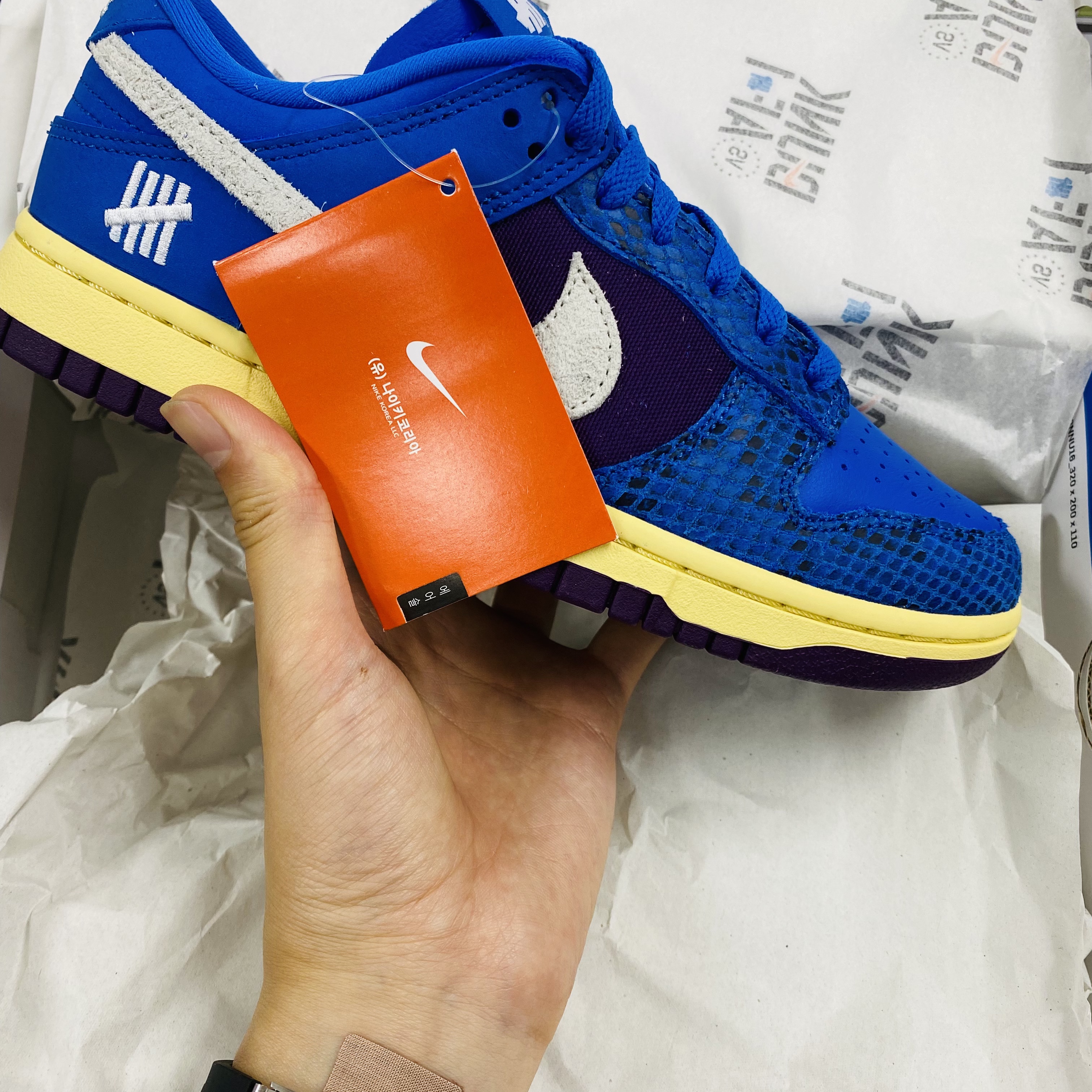 Nike x Undefeated Dunk Low SP 5 On It 착용 스타일 - 1