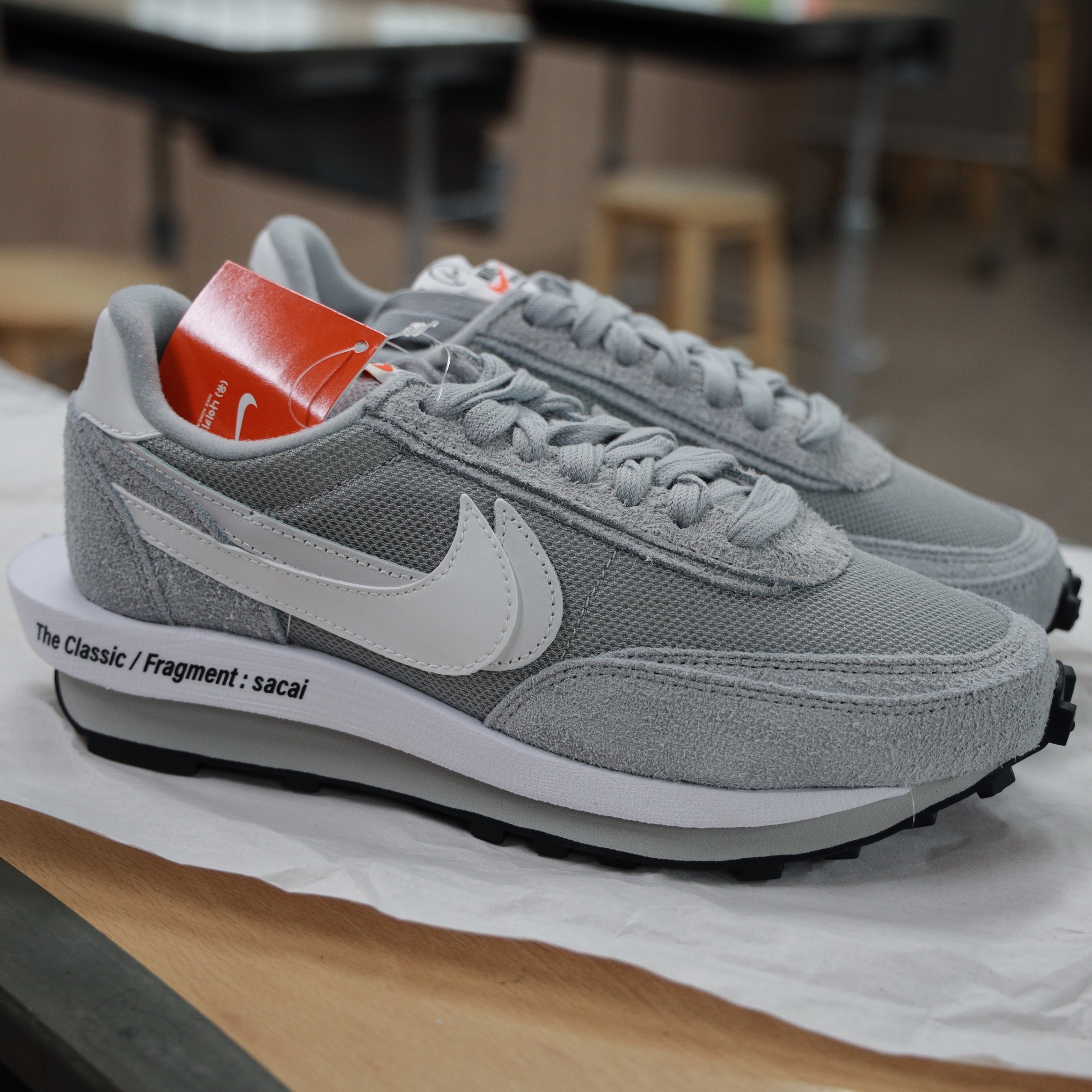 Nike x Sacai x Fragment LDWaffle Light Smoke Grey 착용 스타일 - 1