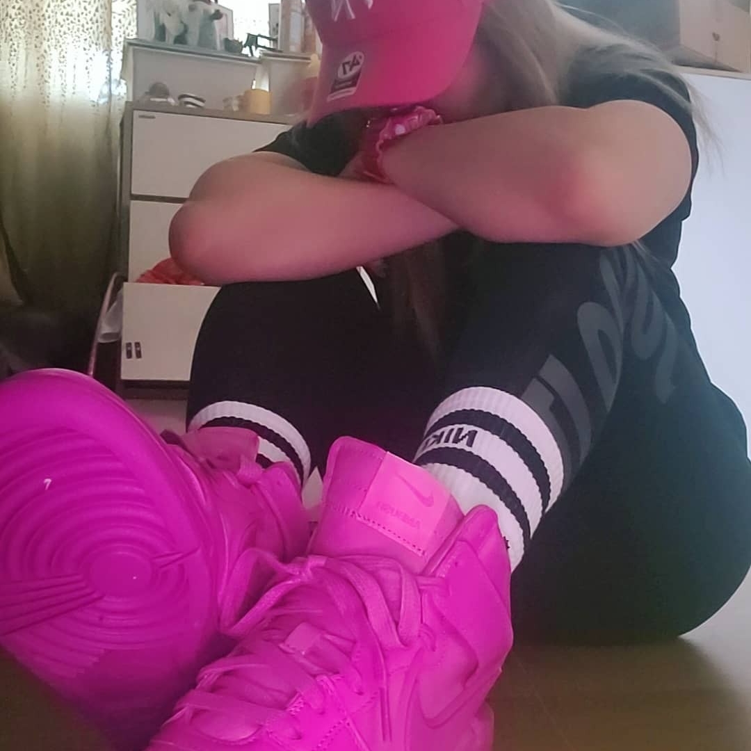 Nike x Ambush Dunk High Cosmic Fuchsia 착용 스타일 - 1
