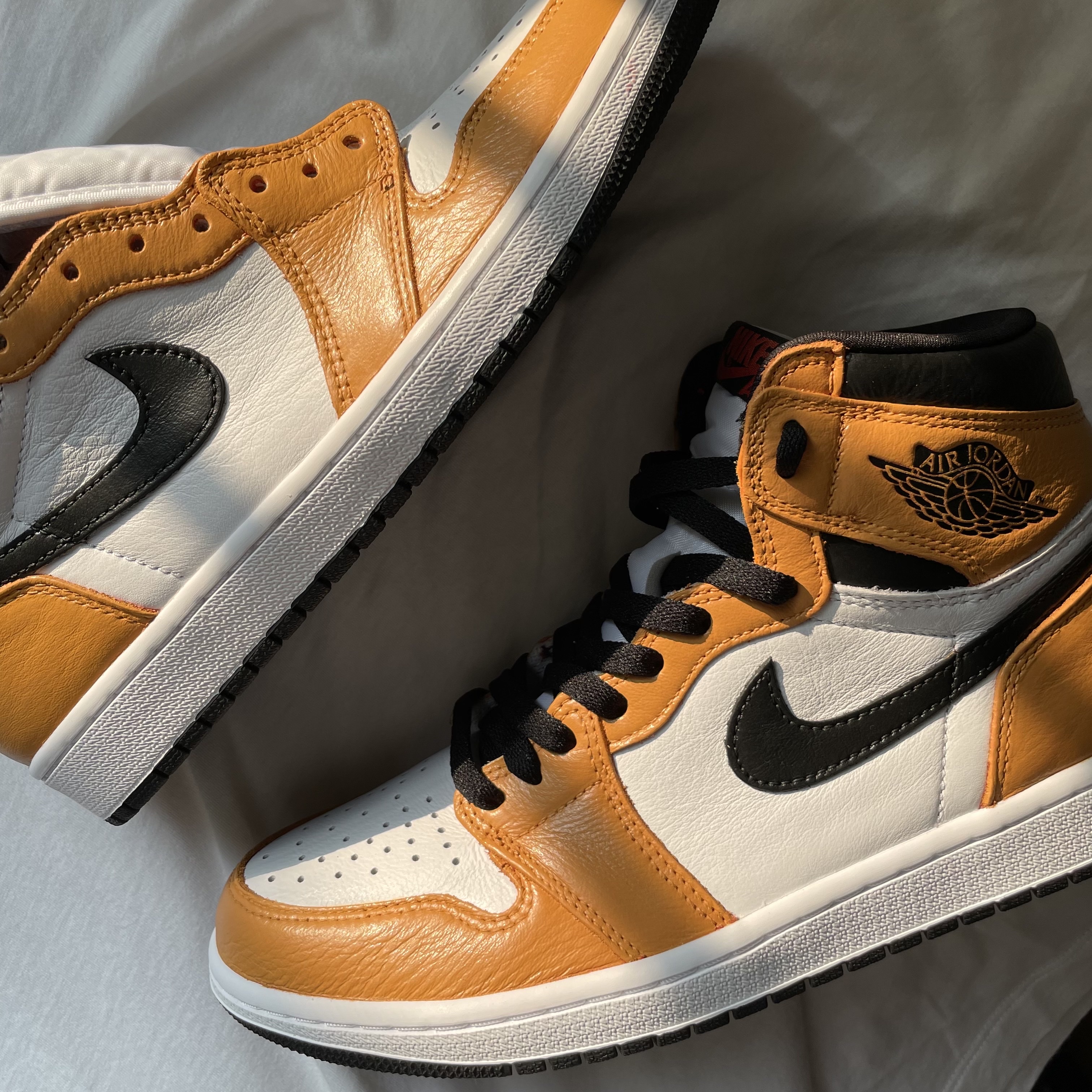 Jordan 1 Retro High OG Light Fusion Red, Jordan 1 Retro High Rookie of the Year 착용 스타일 - 2
