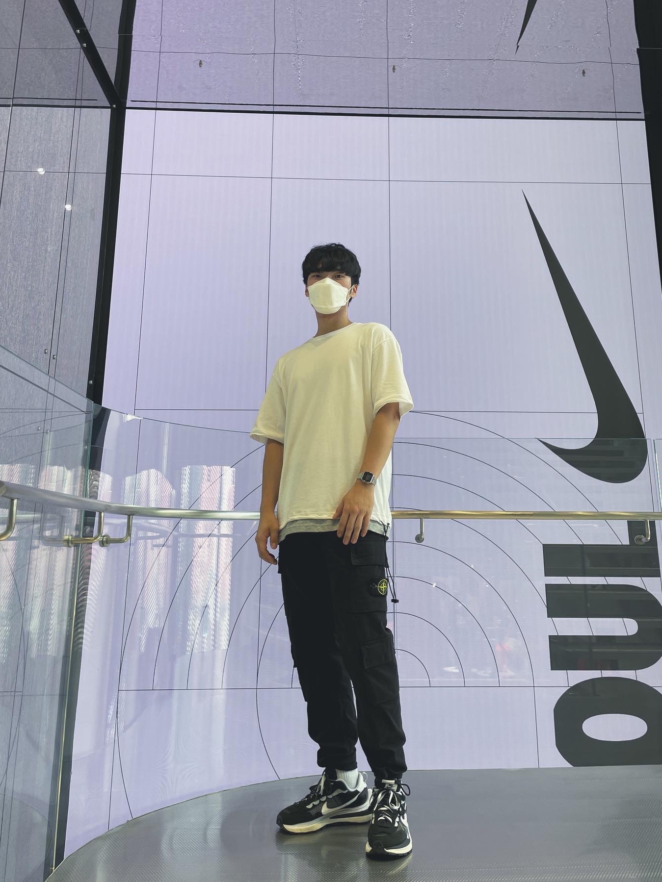 Nike x Sacai VaporWaffle Black White 착용 스타일 - 1