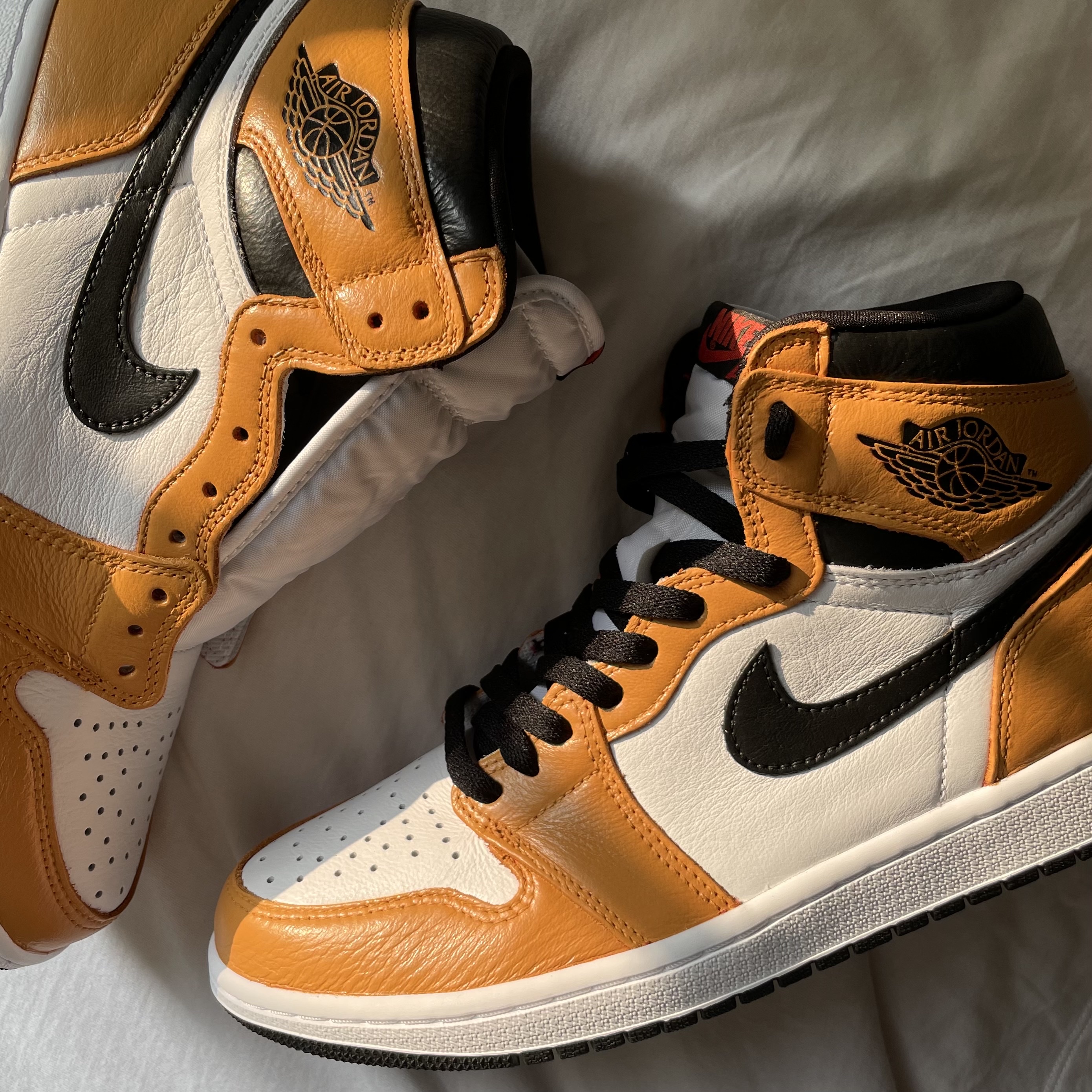 Jordan 1 Retro High OG Light Fusion Red, Jordan 1 Retro High Rookie of the Year 착용 스타일 - 3