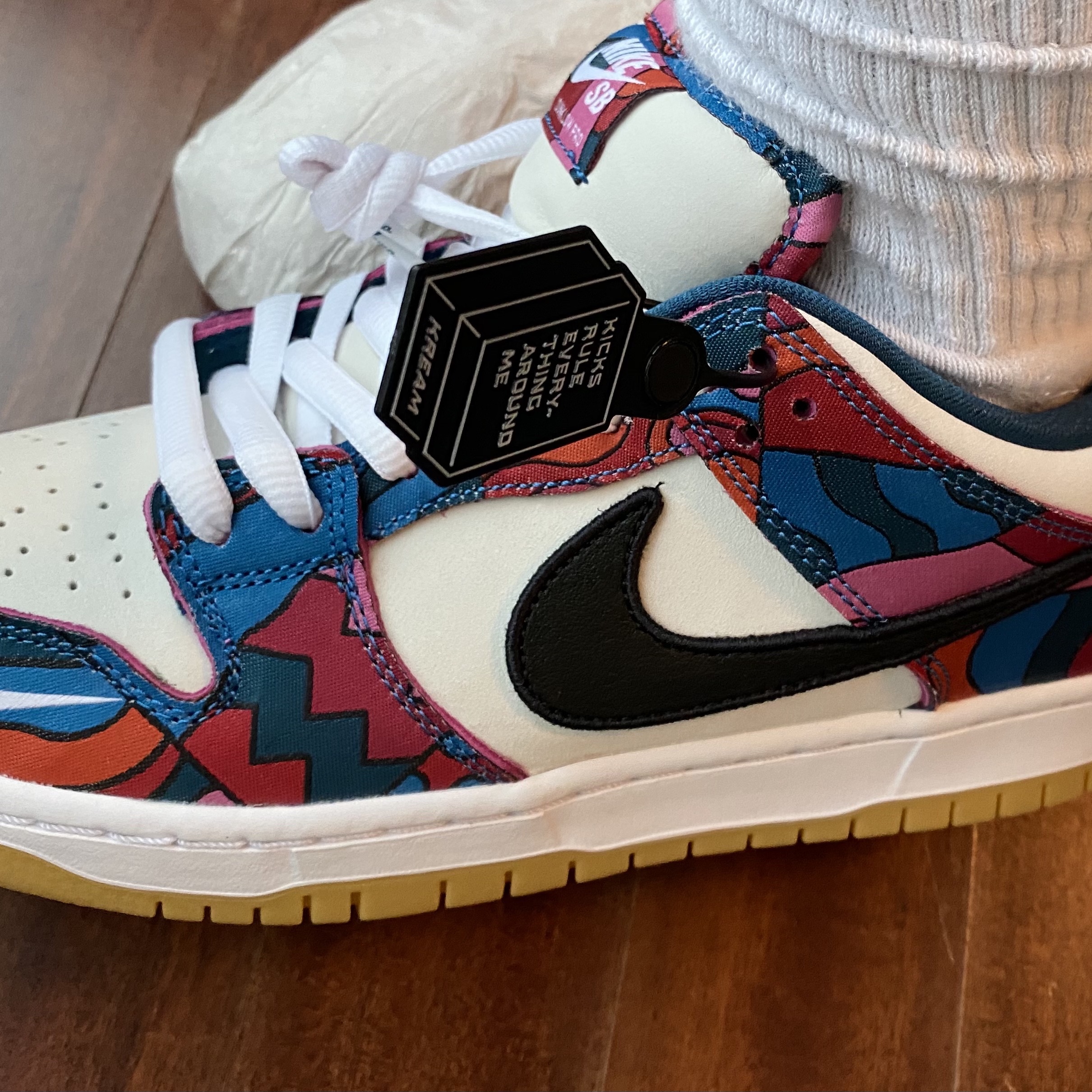 Nike x Parra SB Dunk Low Pro Abstract Art 착용 스타일 - 2
