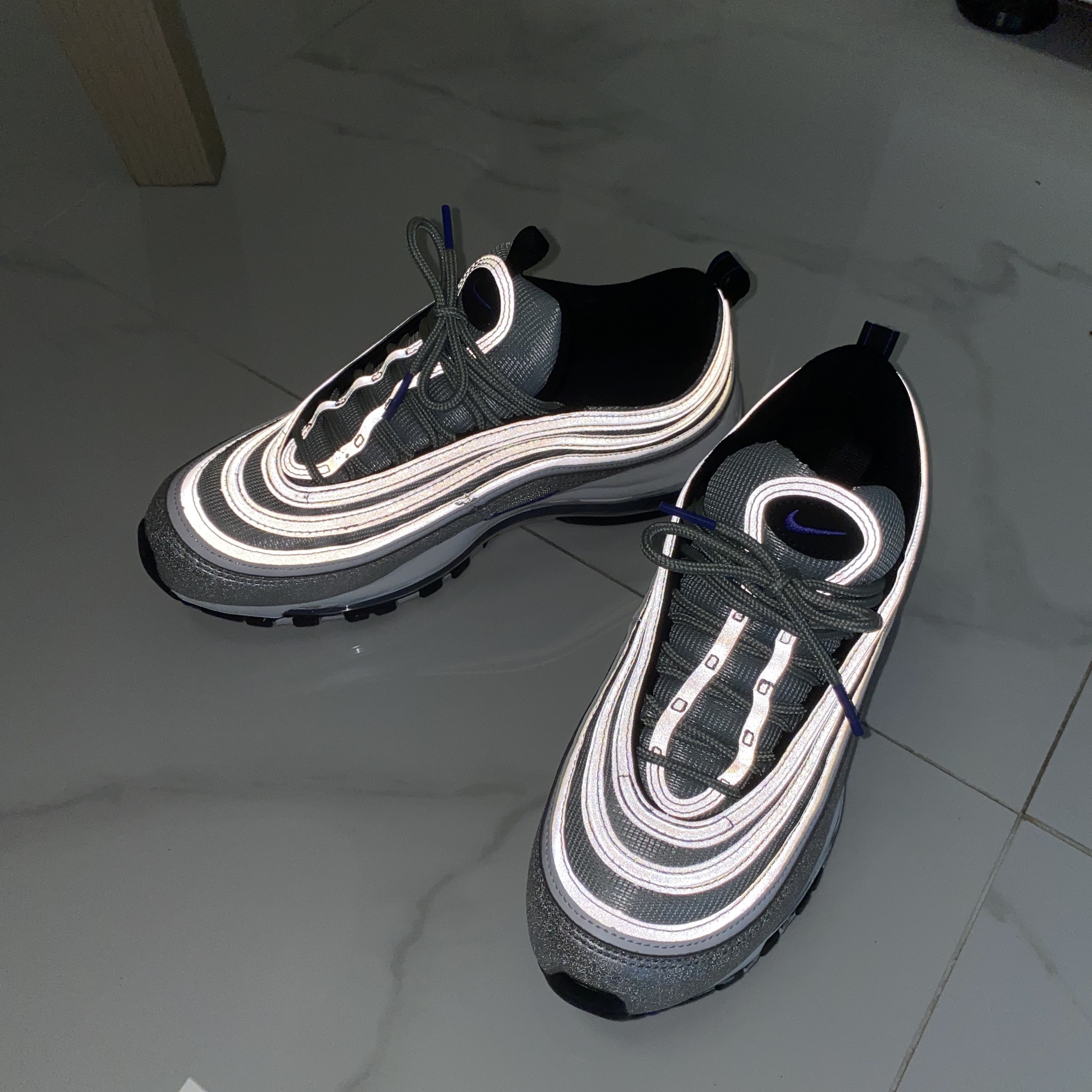 Nike Air Max 97 Persian Violet 착용 스타일 - 2