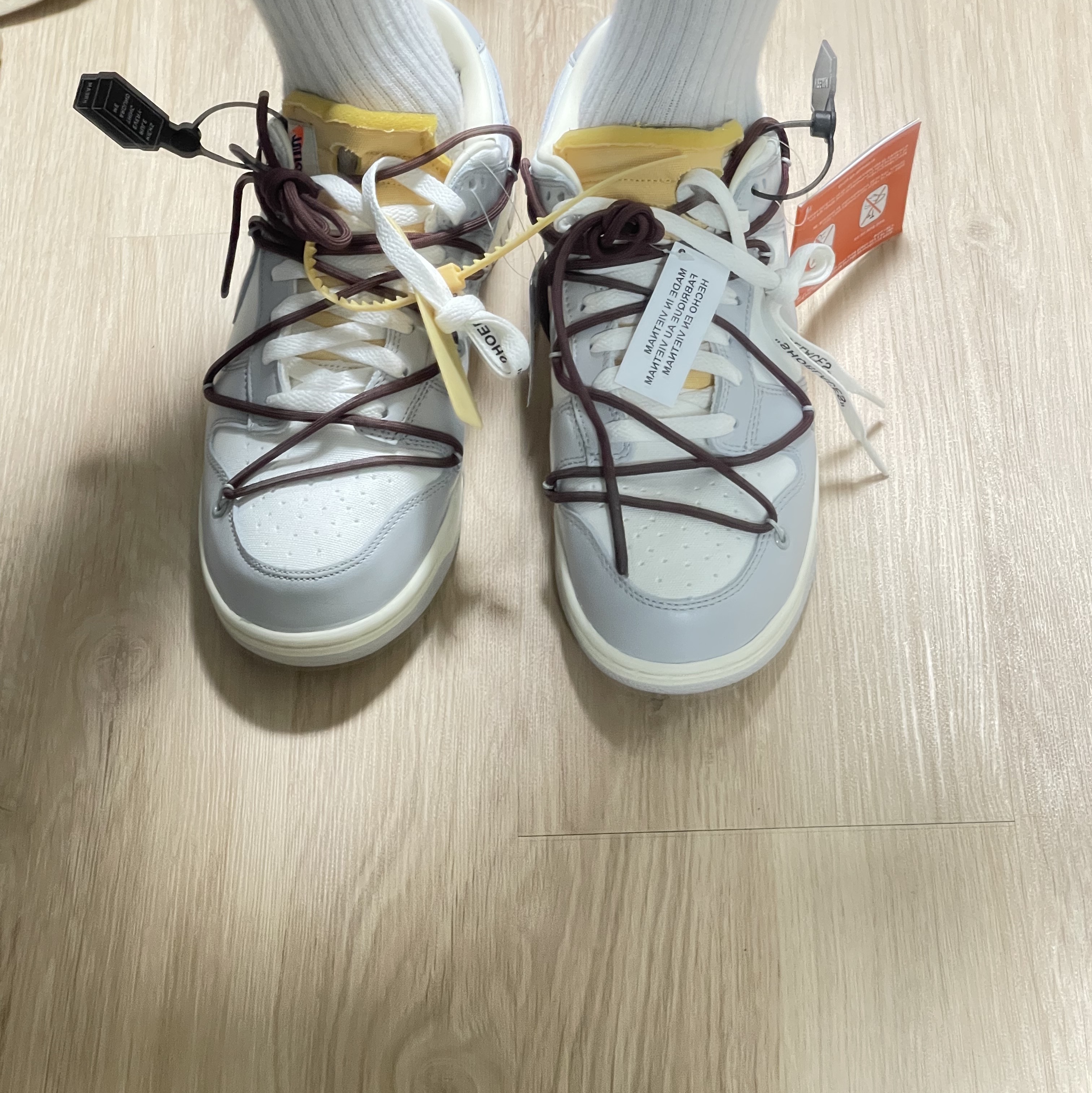 Nike x Off-White Dunk Low The 50 - Lot 46, Essentials Sweatshorts Heather Oatmeal - 21SS 착용 스타일 - 4