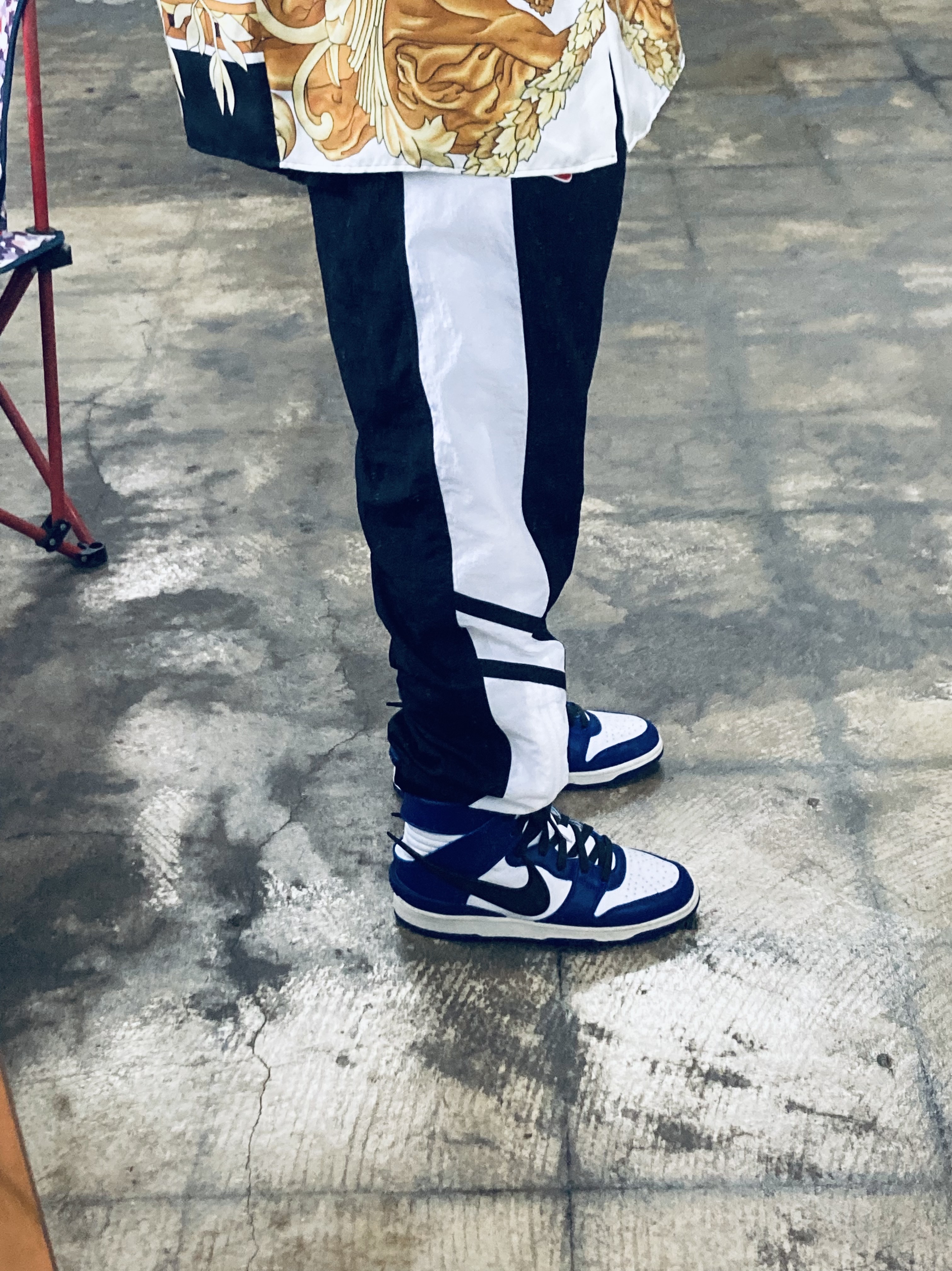 Nike x Ambush Dunk High Deep Royal Blue 착용 스타일 - 3