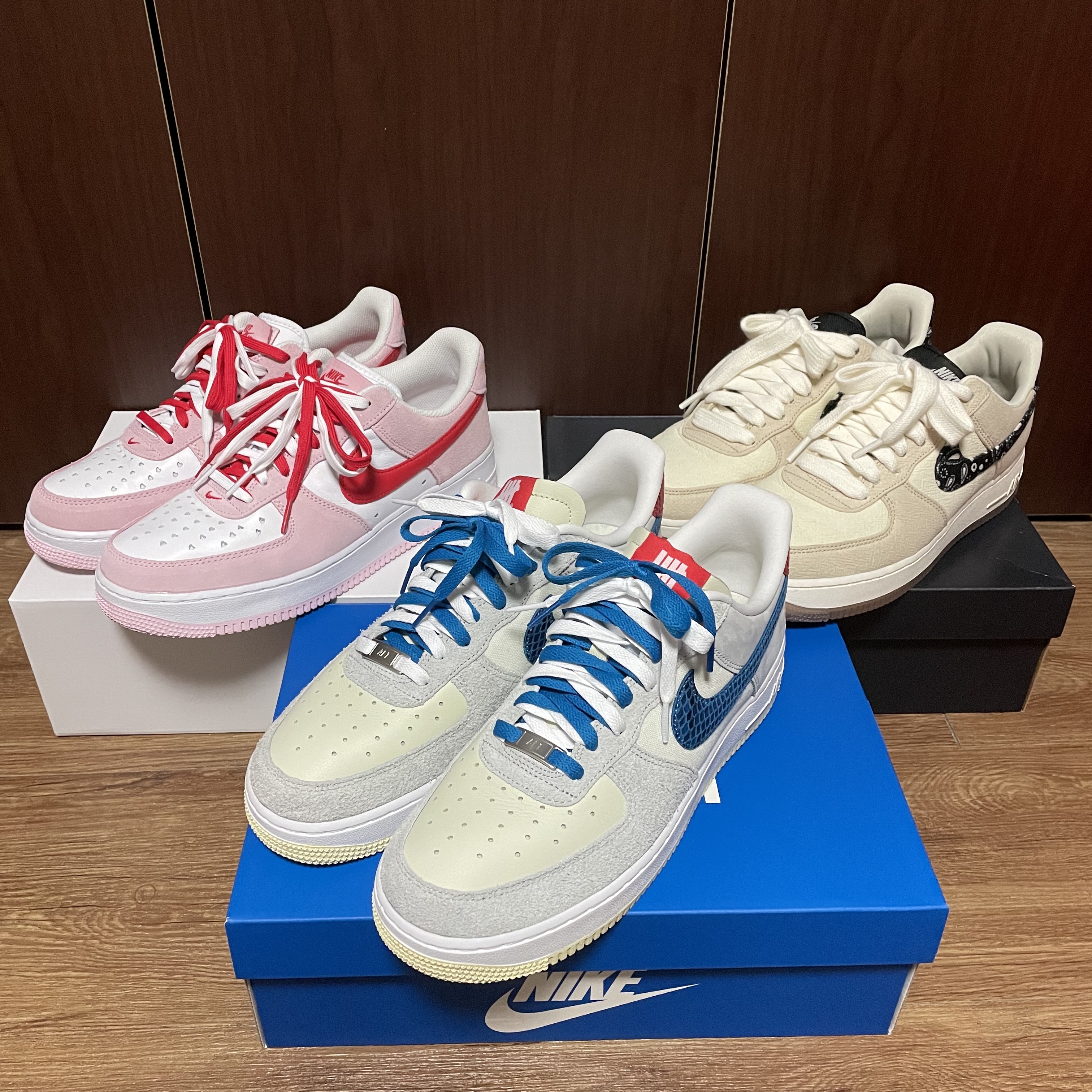 Nike Air Force 1 '07 QS Valentine's Day, Nike Air Force 1 '07 LV8 Paisley Swoosh 착용 스타일 - 2