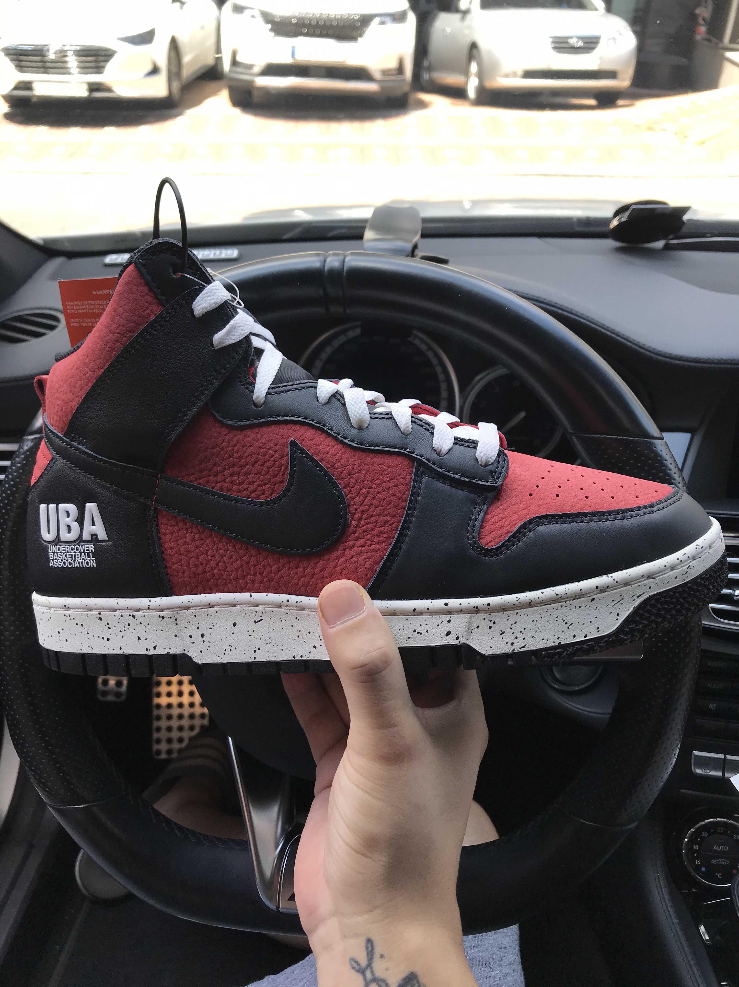 Nike x Undercover Dunk High 1985 Gym Red 착용 스타일 - 1