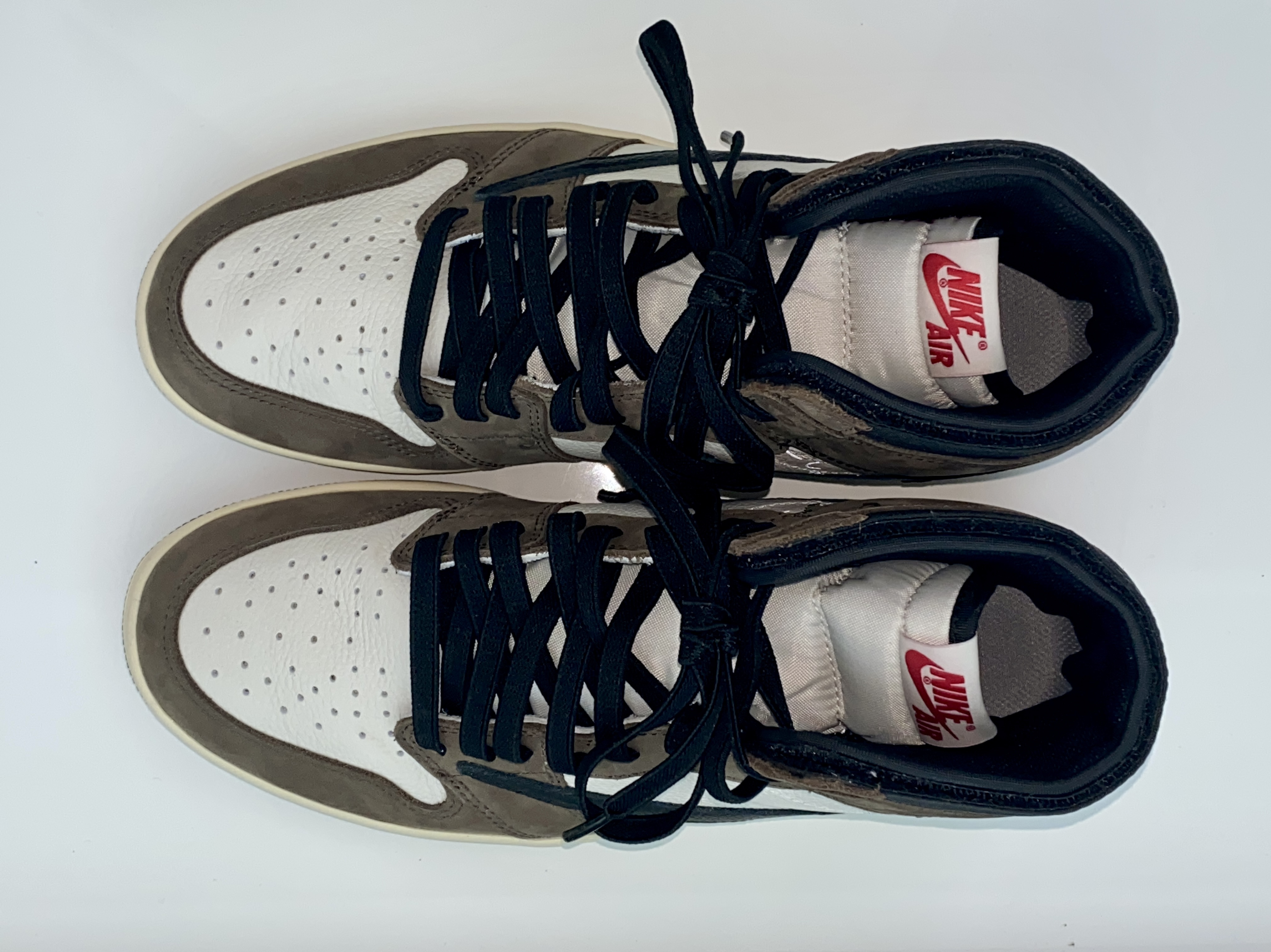 Jordan 1 x Travis Scott Retro Low OG SP Mocha, Jordan 1 x Travis Scott Retro High OG SP Mocha 착용 스타일 - 5