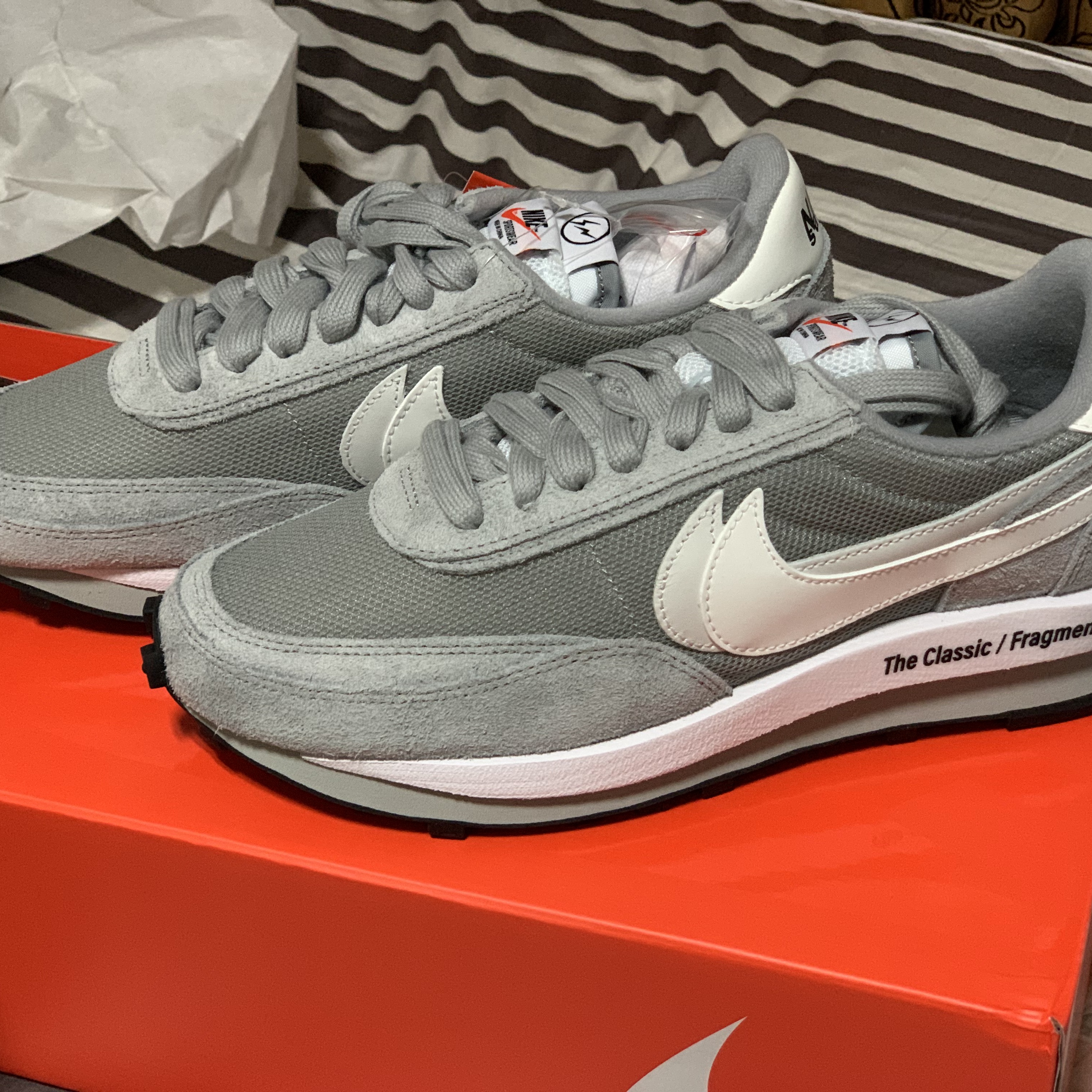 Nike x Sacai x Fragment LDWaffle Light Smoke Grey 착용 스타일