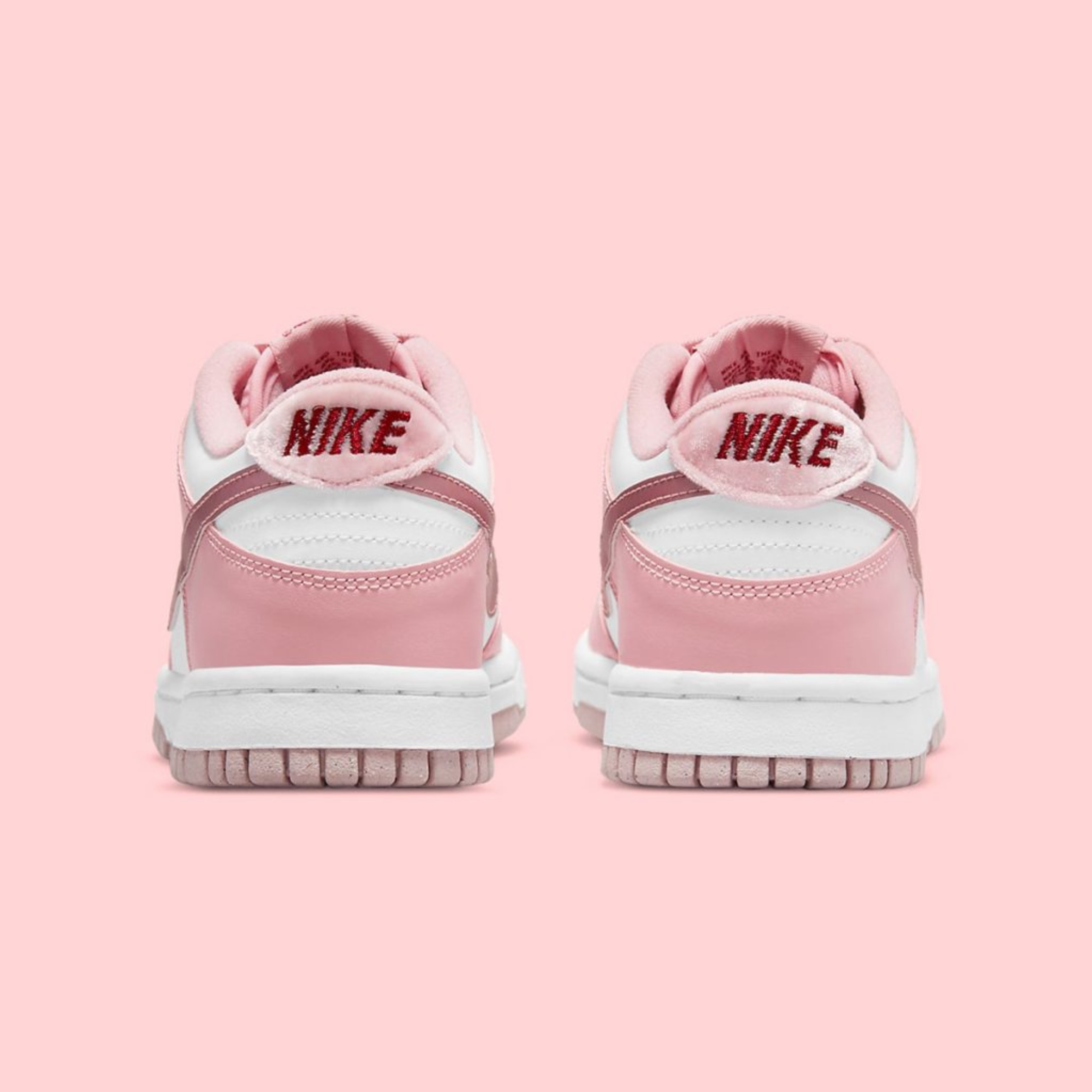 Nike x StrangeLove SB Dunk Low Pink (Regular Box) 착용 스타일 - 5