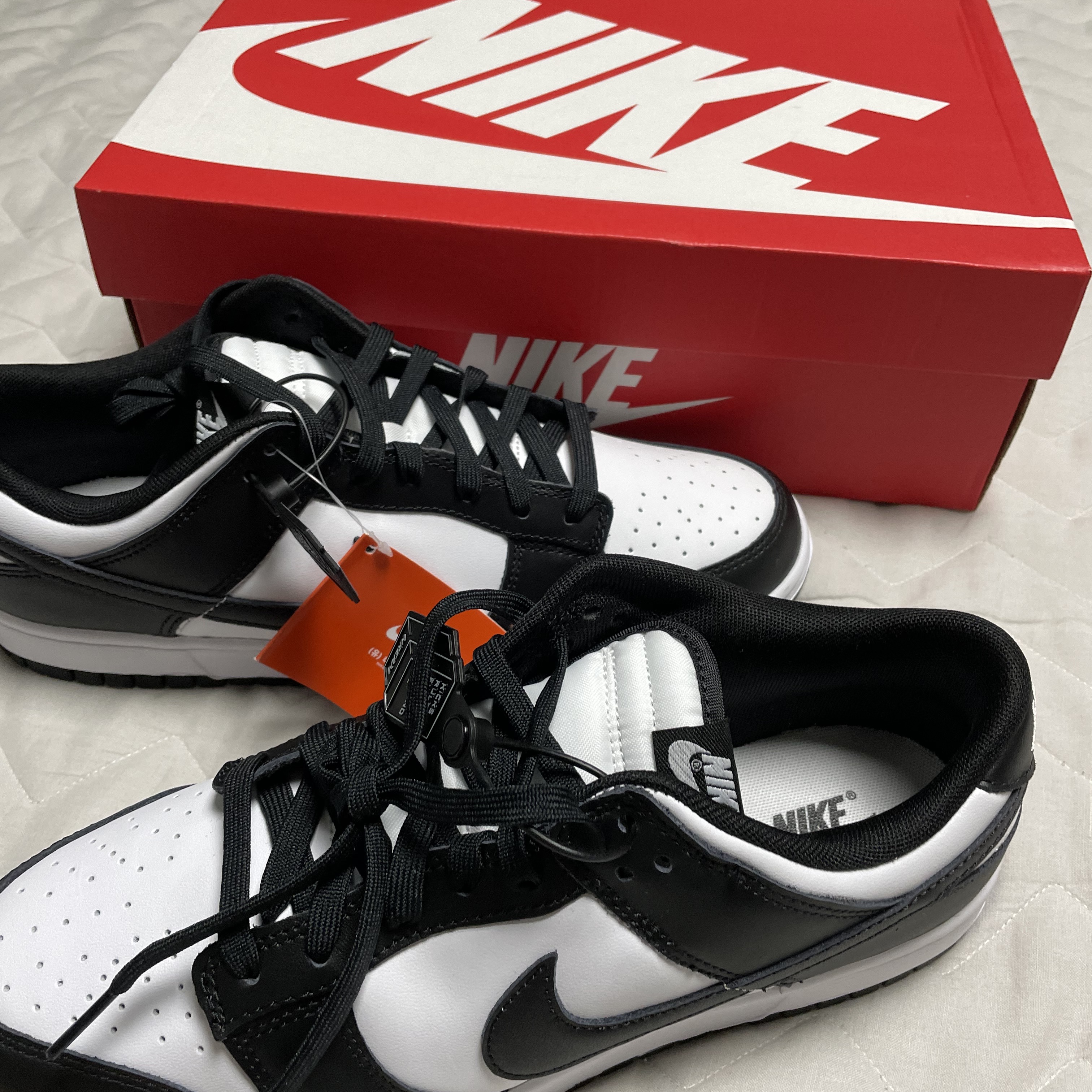 Nike Dunk Low Retro Black 착용 스타일