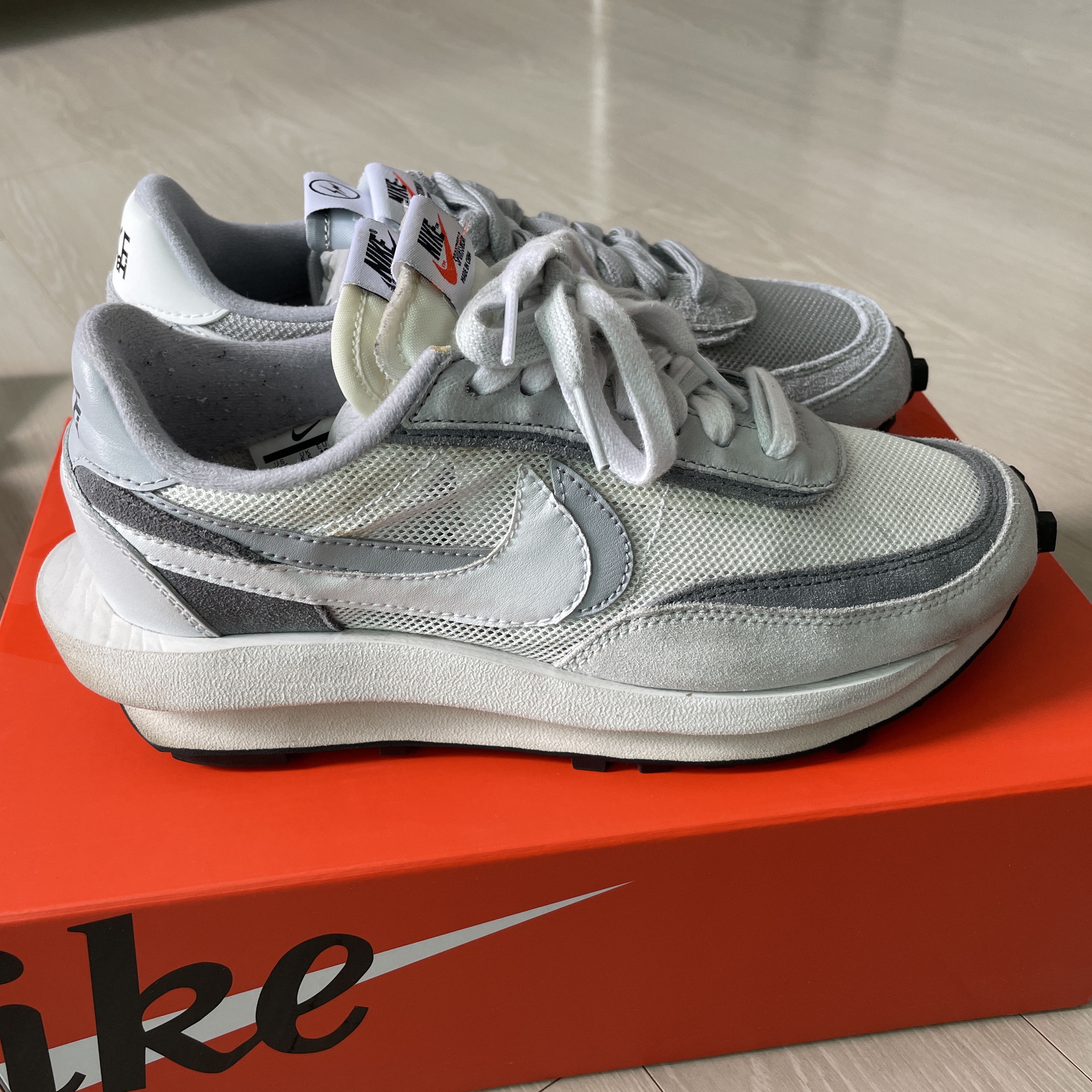 Nike x Sacai x Fragment LDWaffle Light Smoke Grey, Nike x Sacai LDWaffle Summit White 착용 스타일 - 3
