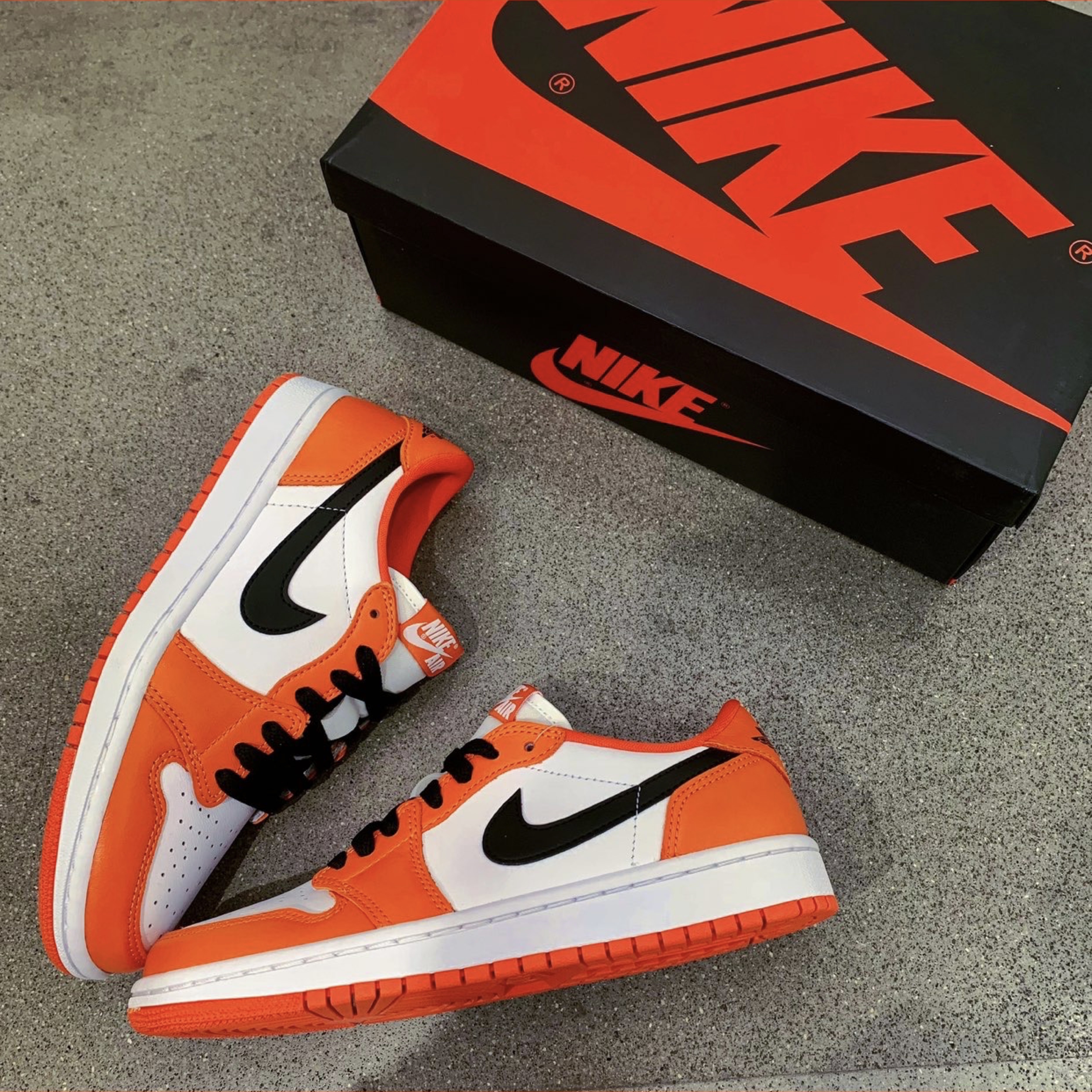 Jordan 1 Low OG Starfish, (W) Jordan 1 Low OG Starfish 착용 스타일 - 2