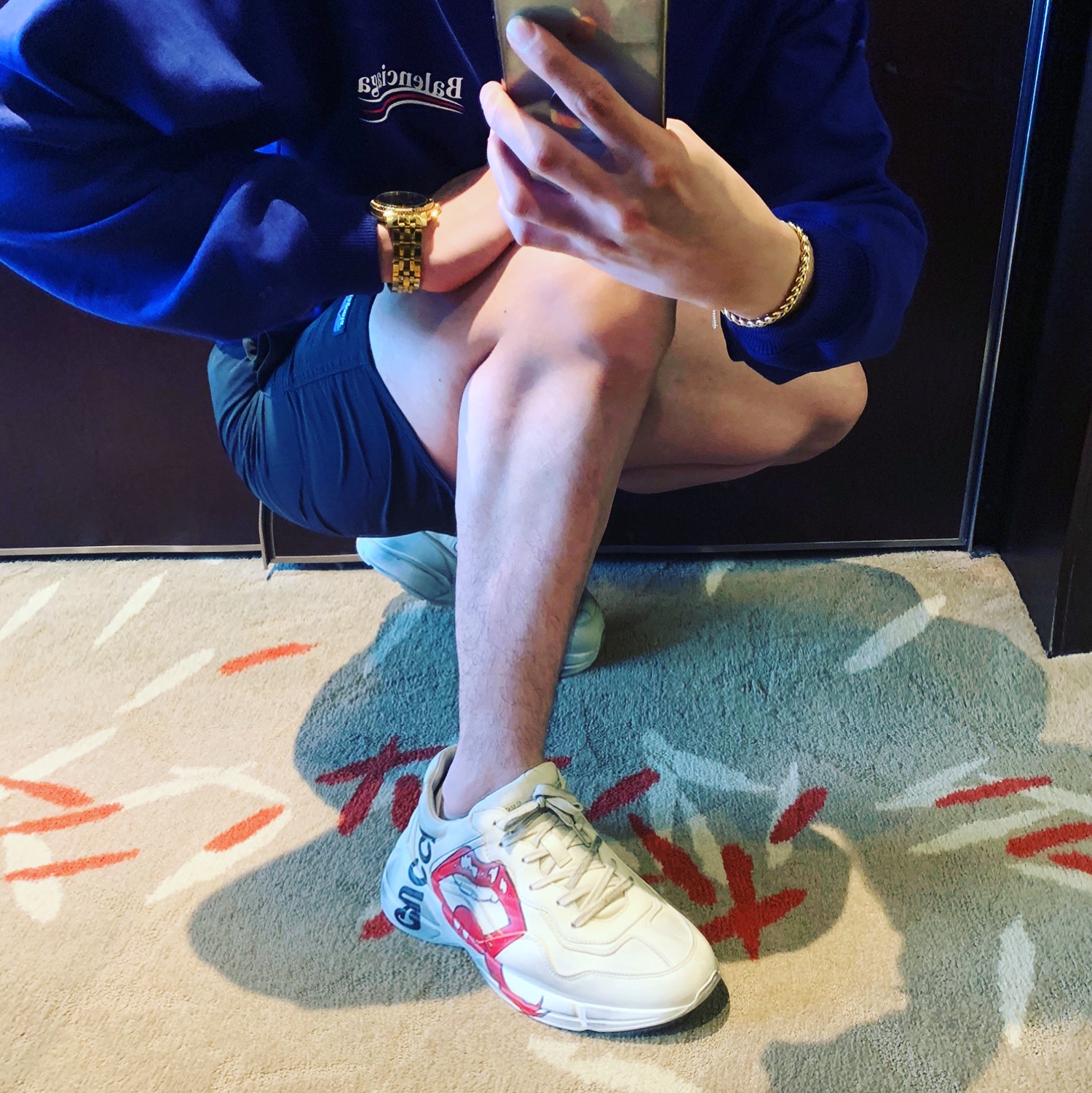 Gucci Rhyton Leather Sneakers Mouth 착용 스타일