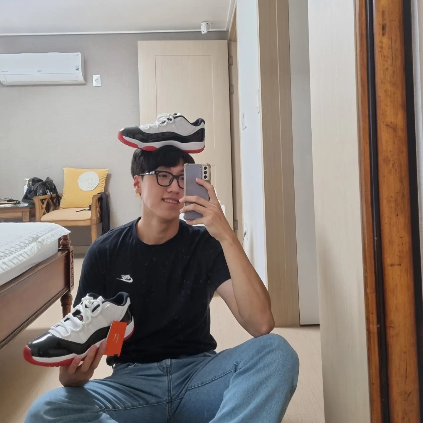 Jordan 11 Retro Low Concord Bred 착용 스타일