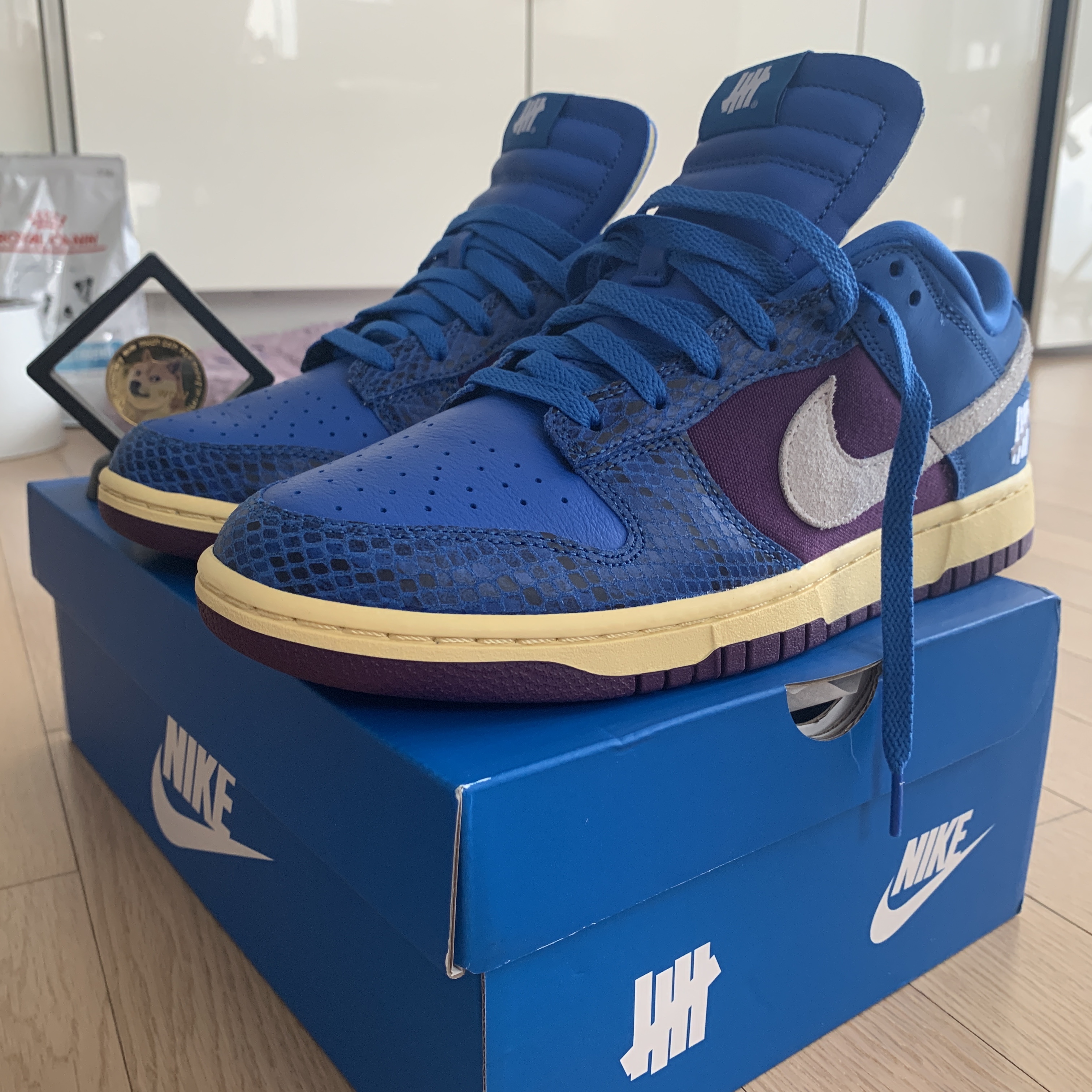 Nike x Undefeated Dunk Low SP 5 On It 착용 스타일 - 1