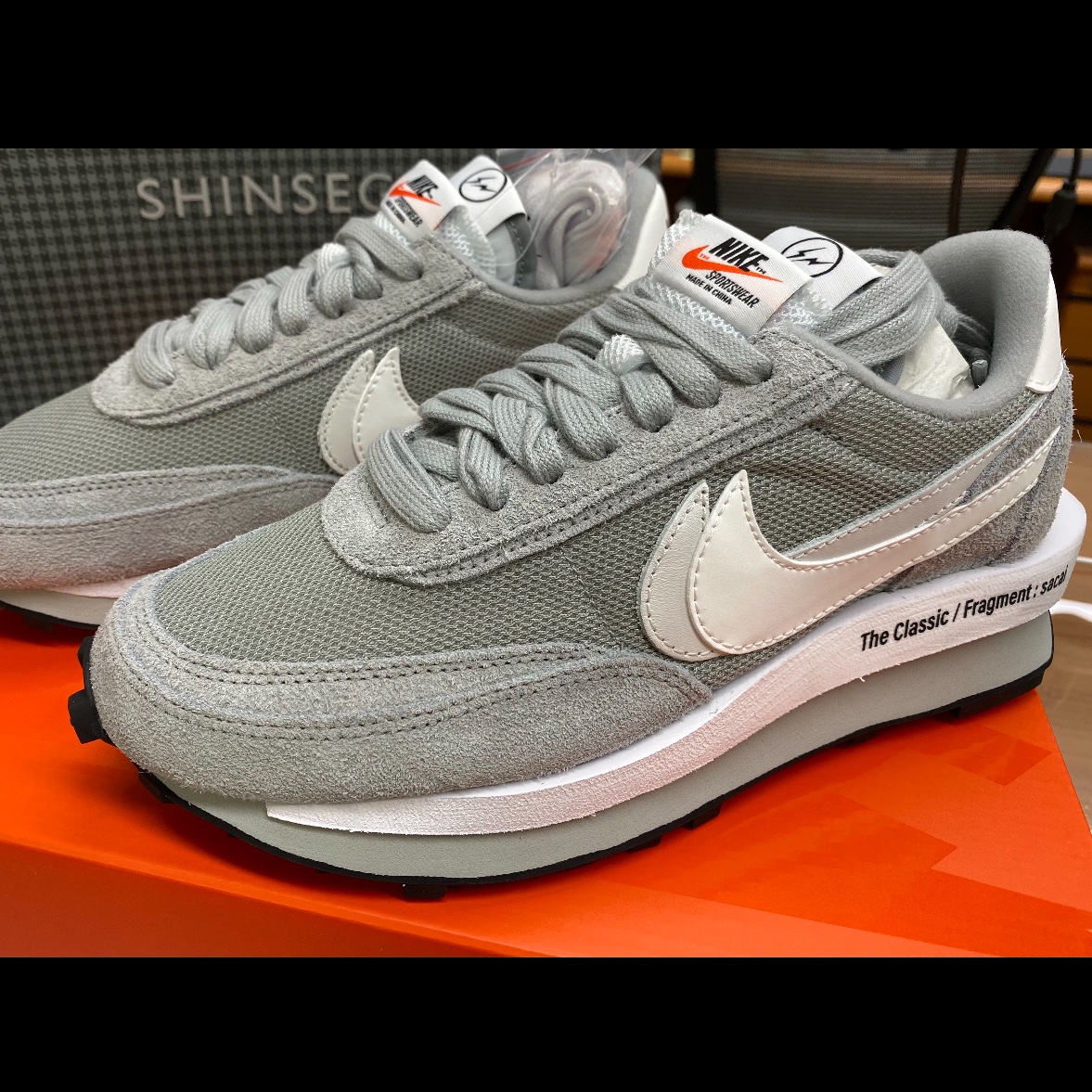 Nike x Sacai x Fragment LDWaffle Light Smoke Grey 착용 스타일
