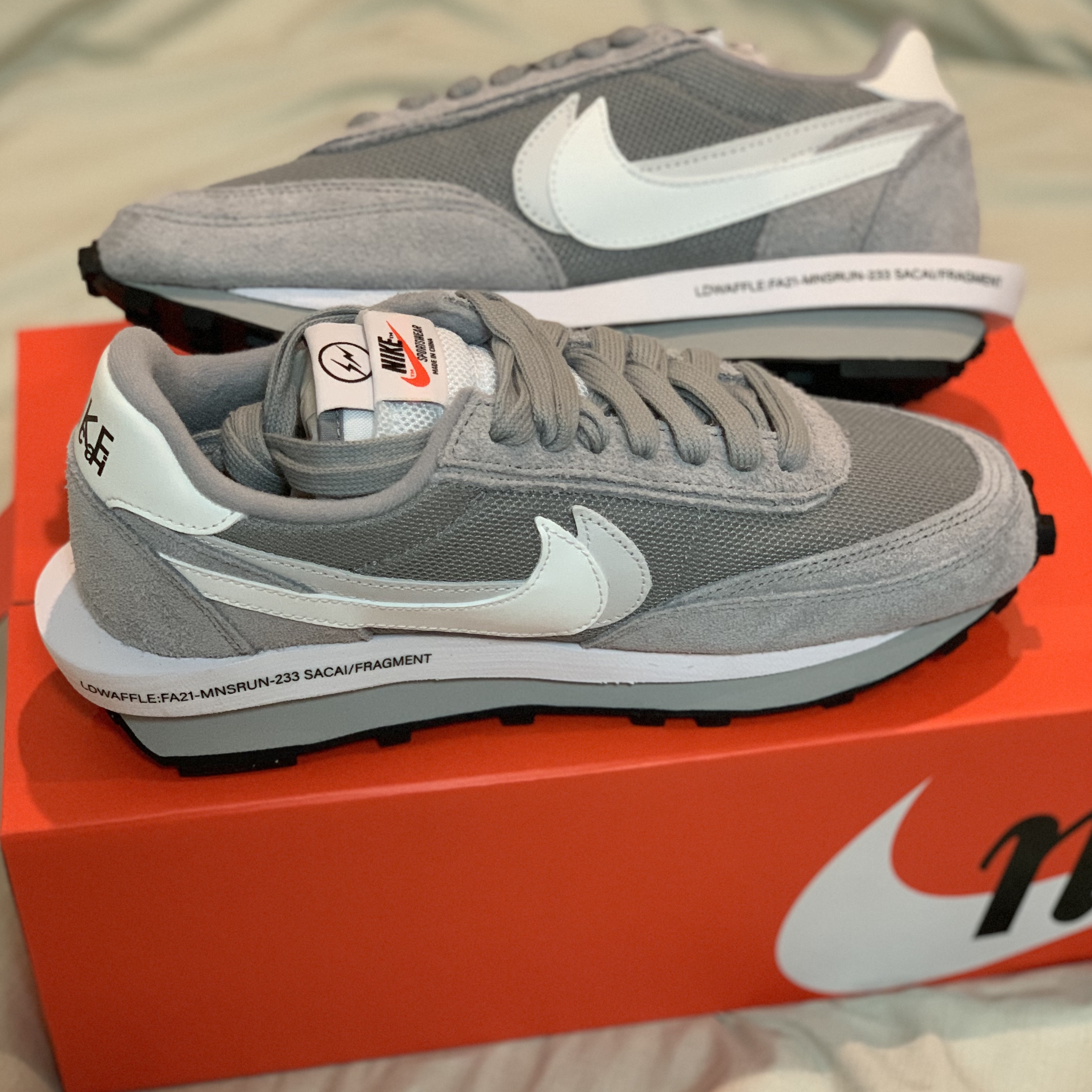Nike x Sacai x Fragment LDWaffle Light Smoke Grey 착용 스타일