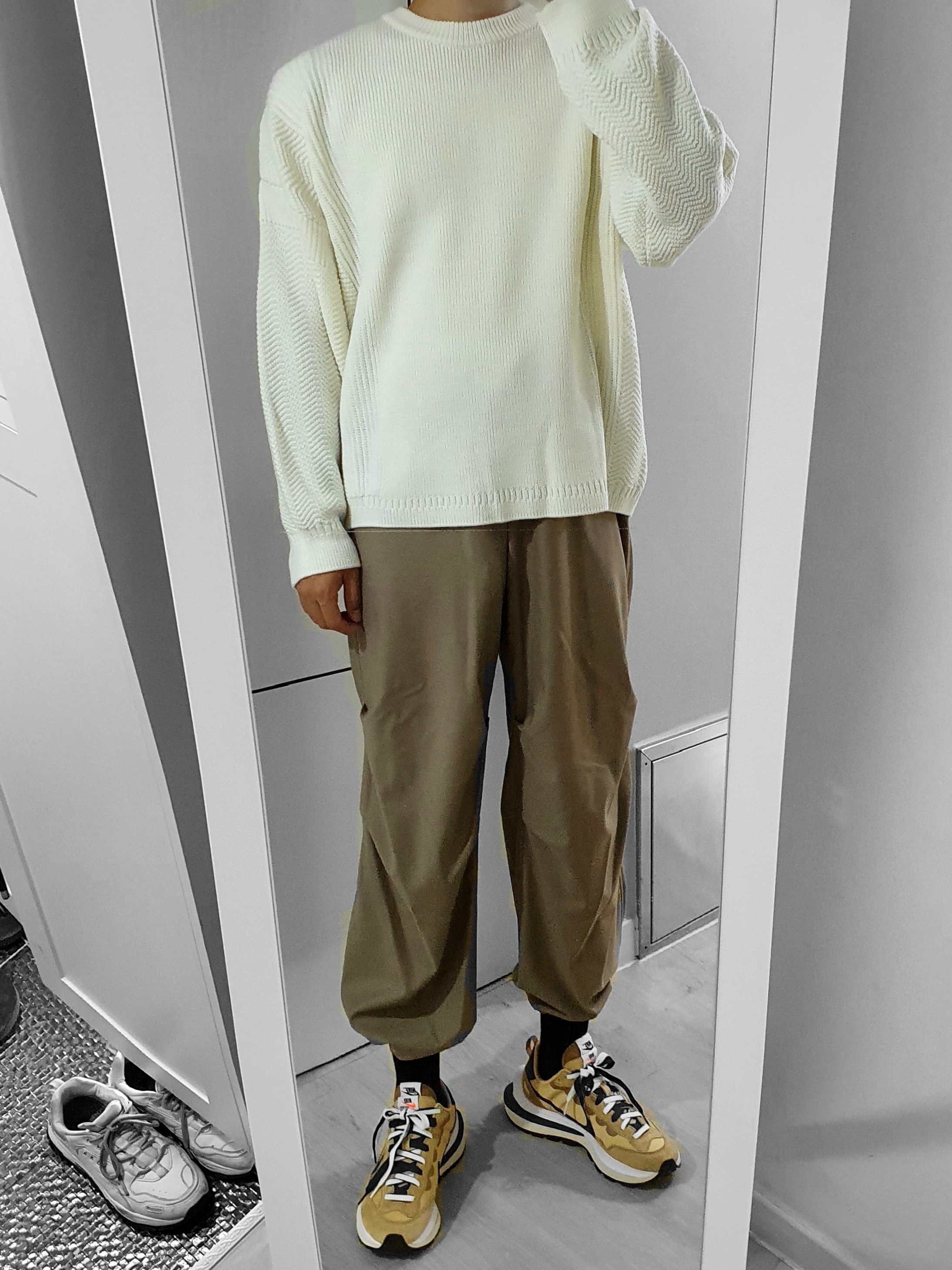 Nike x Sacai VaporWaffle Sesame and Blue Void 착용 스타일 - 1
