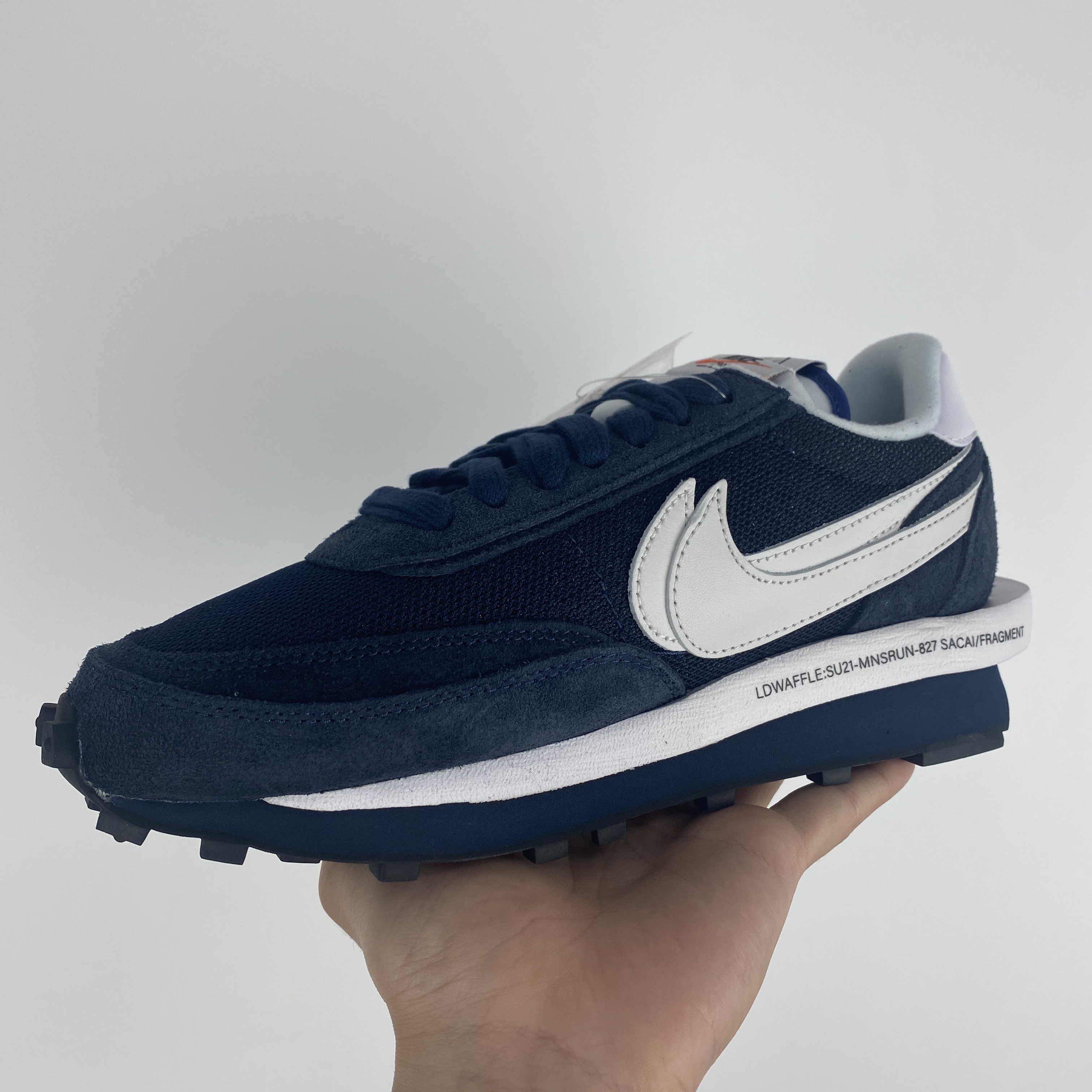 Nike x Sacai x Fragment LDWaffle Blackened Blue 착용 스타일 - 3