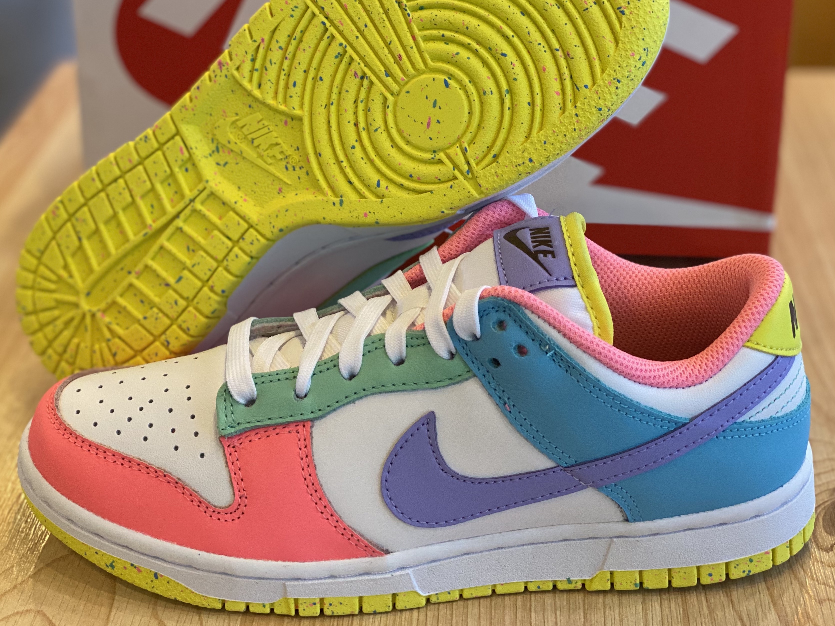 (W) Nike Dunk Low SE Candy 착용 스타일 - 1