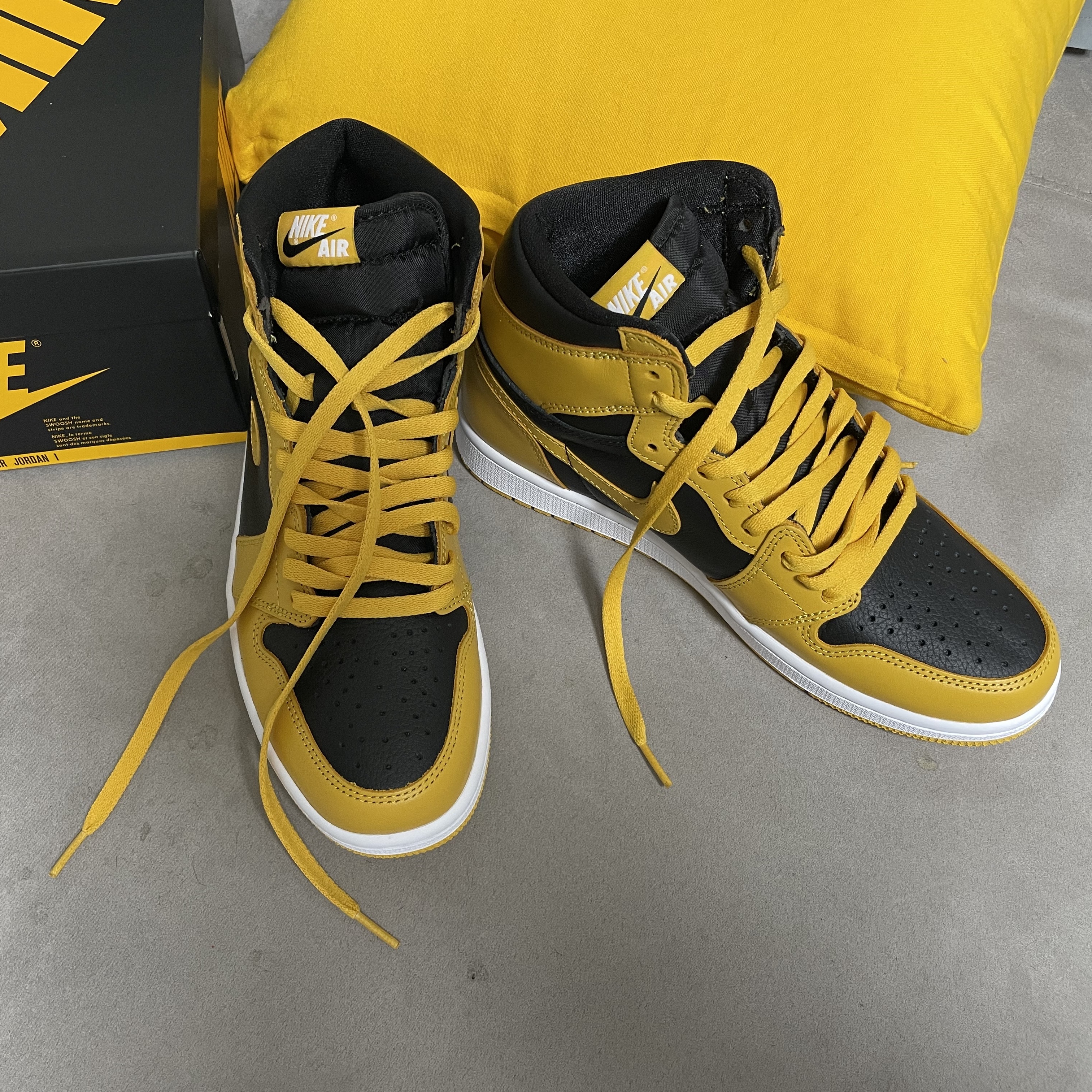 Jordan 1 Retro High OG Pollen 착용 스타일