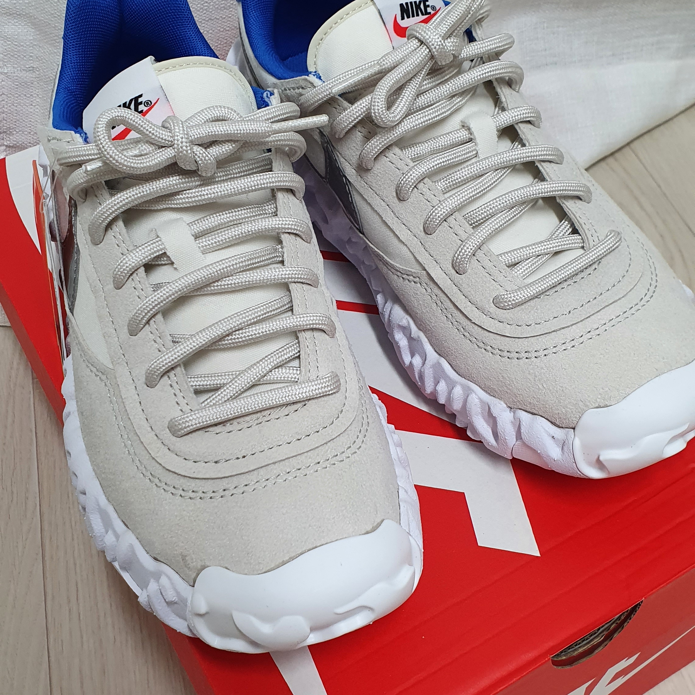 Nike Overbreak SP Light Bone 착용 스타일 - 2