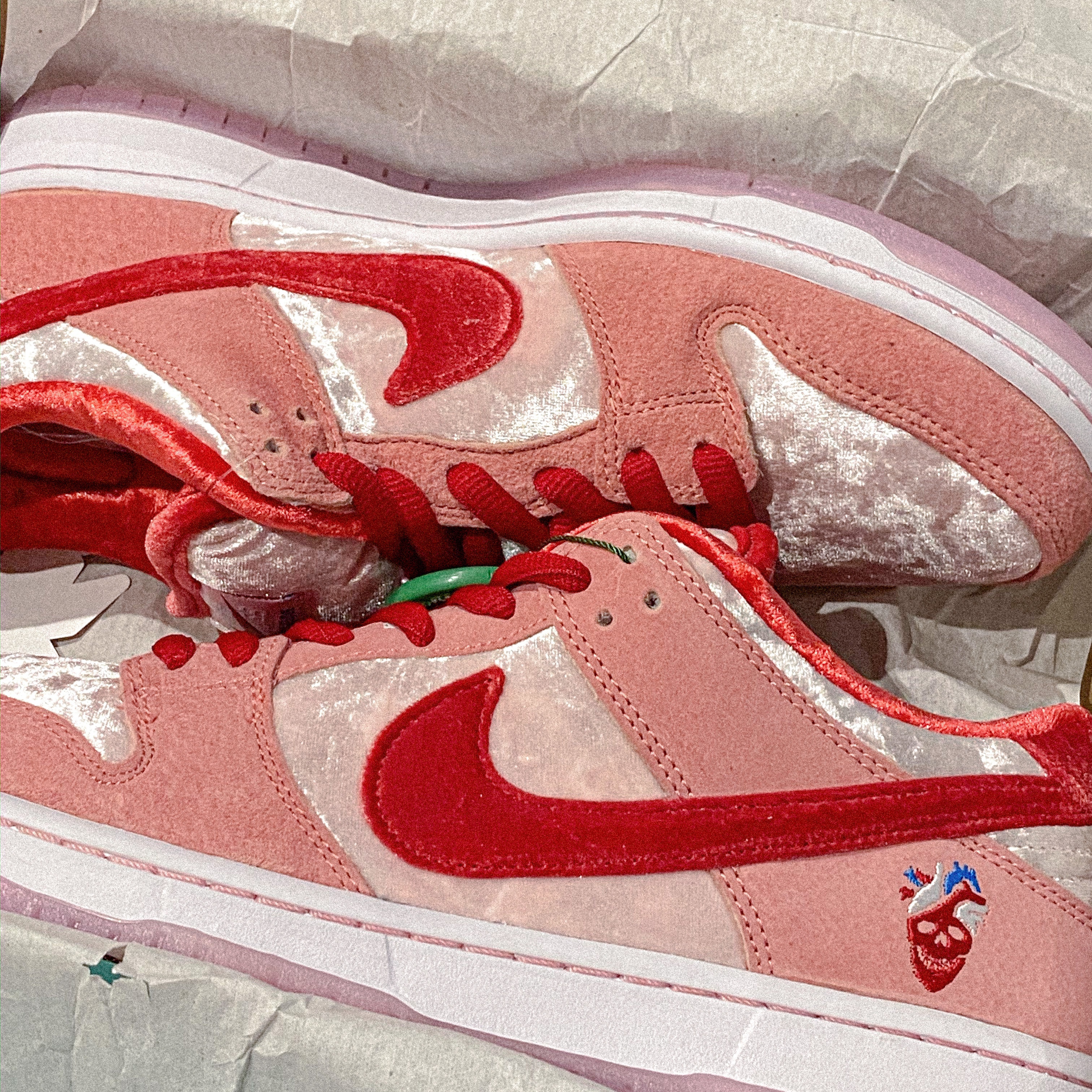 Nike x StrangeLove SB Dunk Low Pink (Regular Box) 착용 스타일