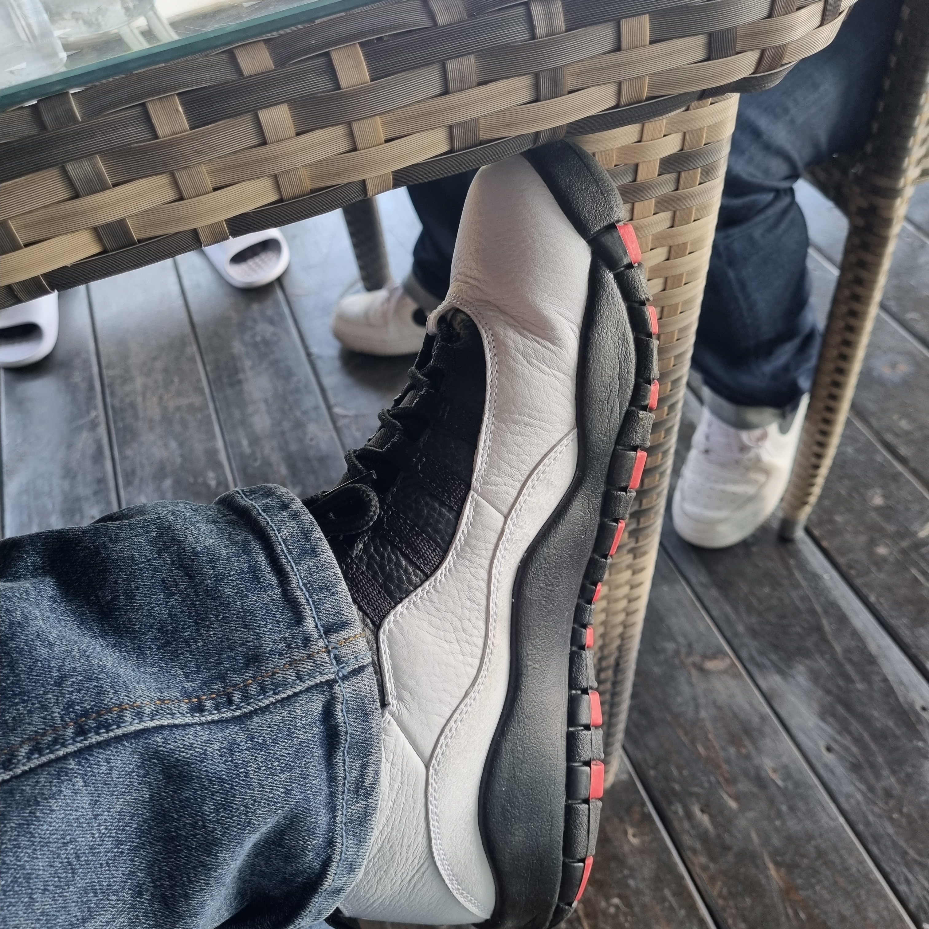 Jordan 10 Retro Double Nickel 착용 스타일
