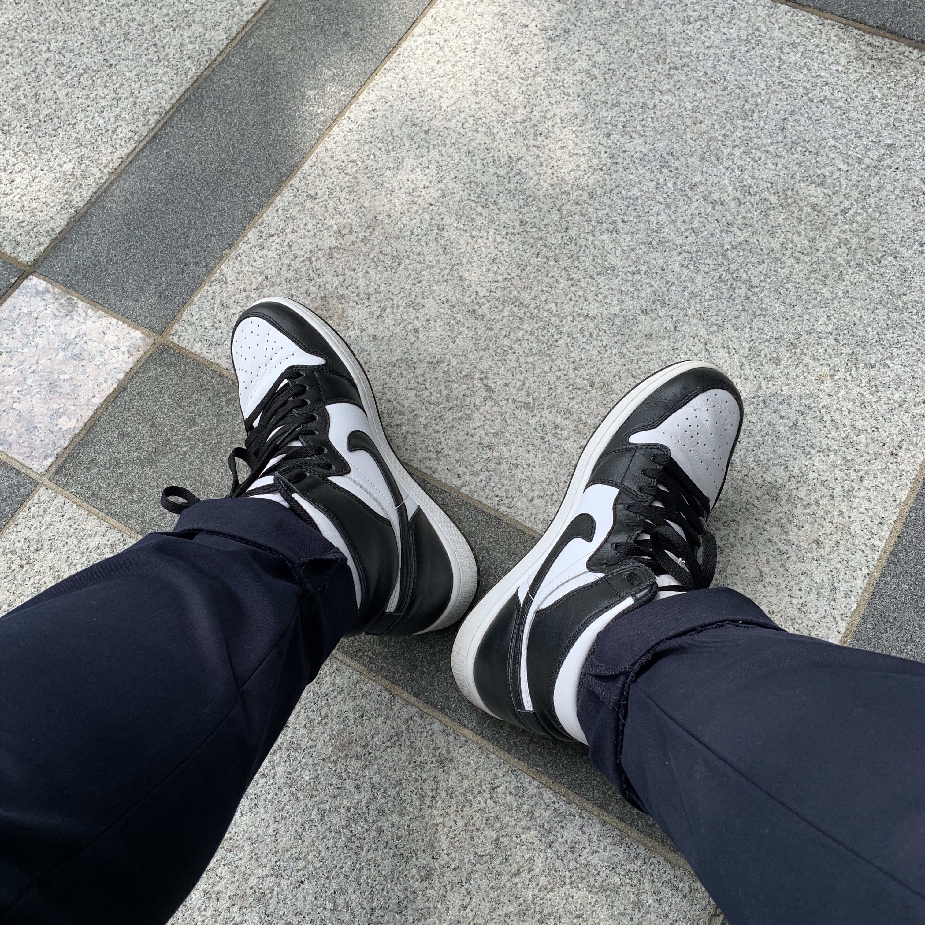 Jordan 1 Retro High OG Black White 2014 착용 스타일 - 2