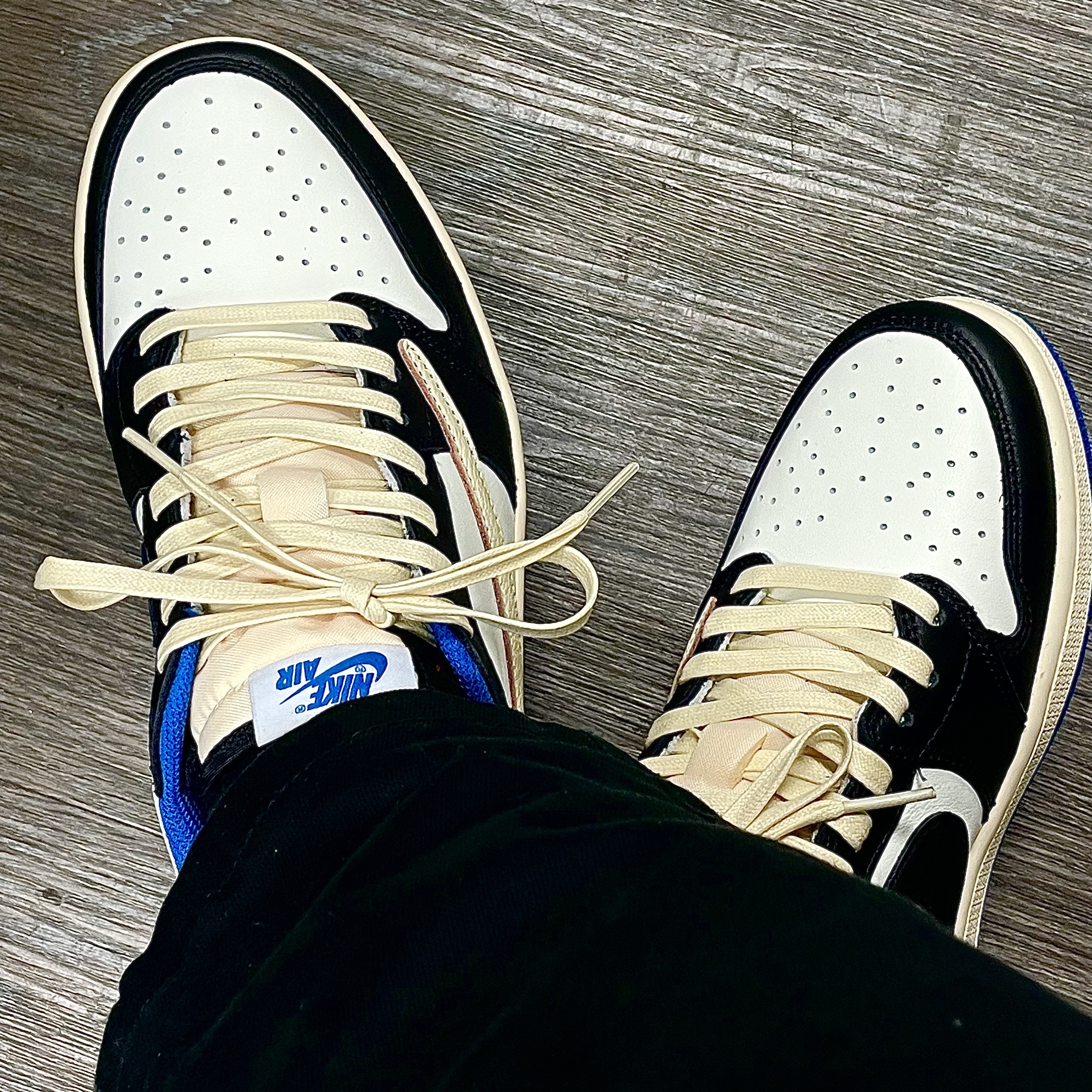 Jordan 1 x Travis Scott x Fragment Retro Low OG SP Military Blue 착용 스타일