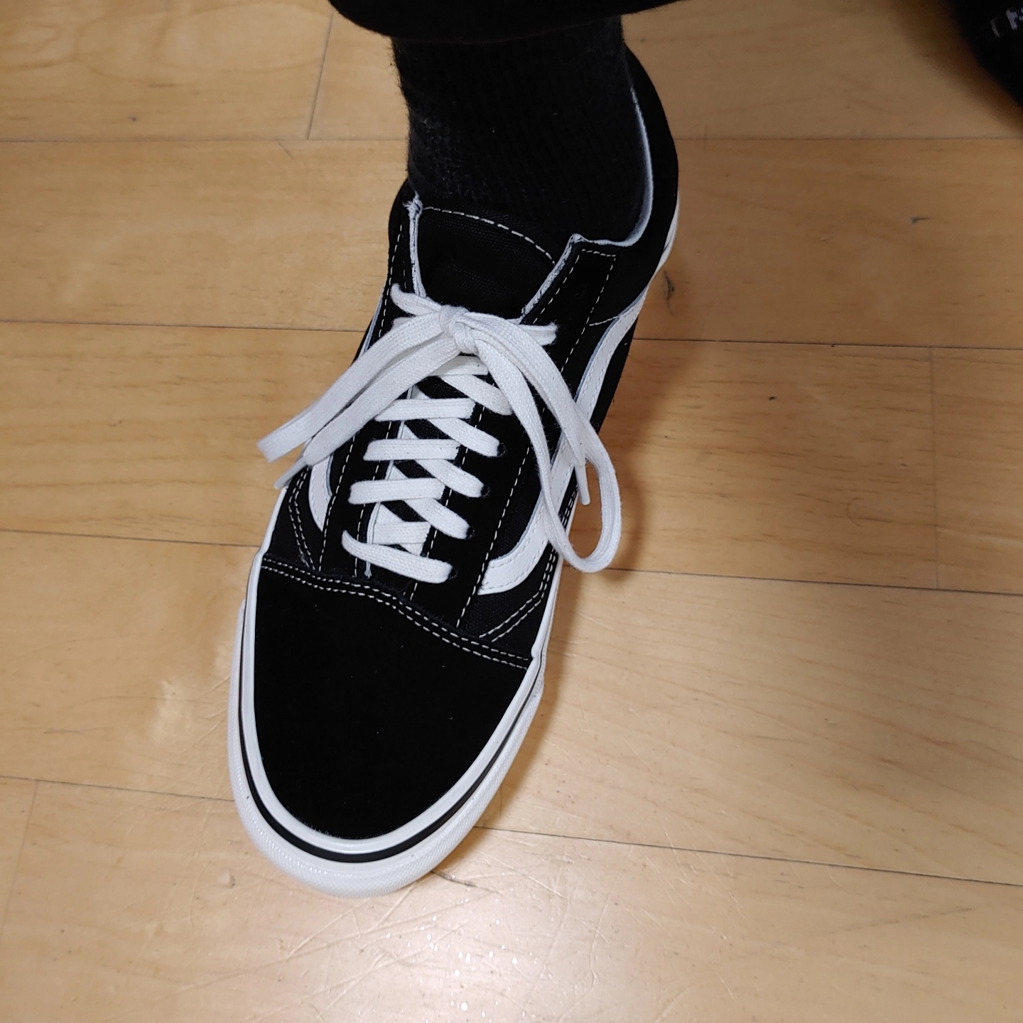 Vans Vault x CDG OG Old Skool LX Side Wall 착용 스타일 - 3