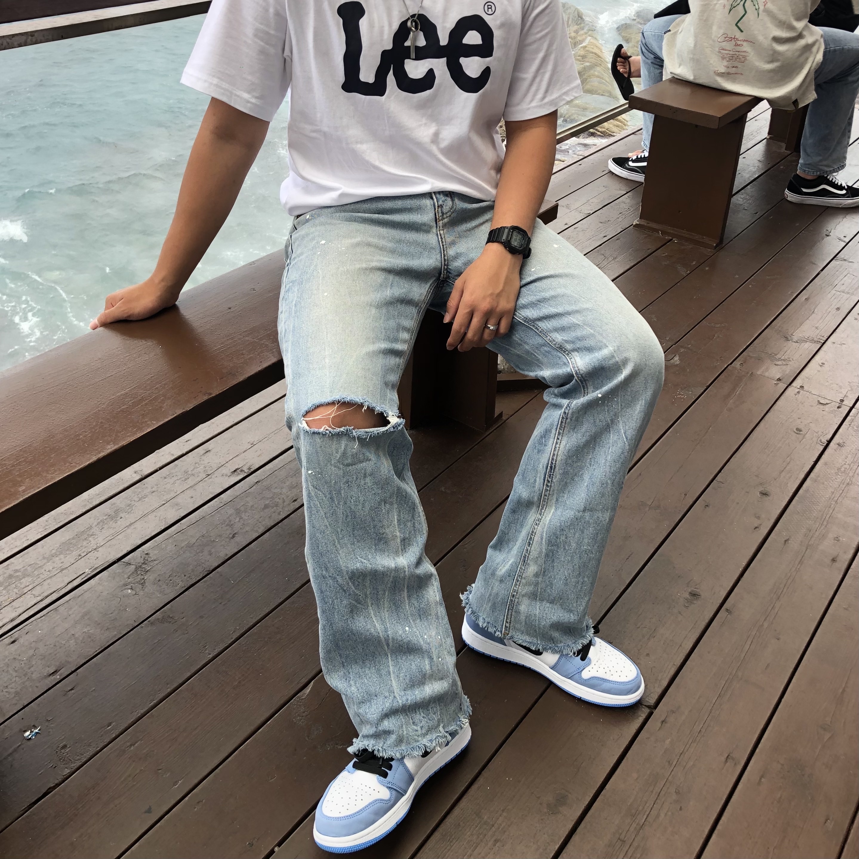 Jordan 1 Retro High OG University Blue 착용 스타일