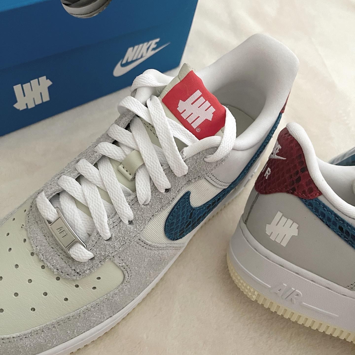 Nike x Undefeated Air Force 1 Low SP 5 On It 착용 스타일 - 2