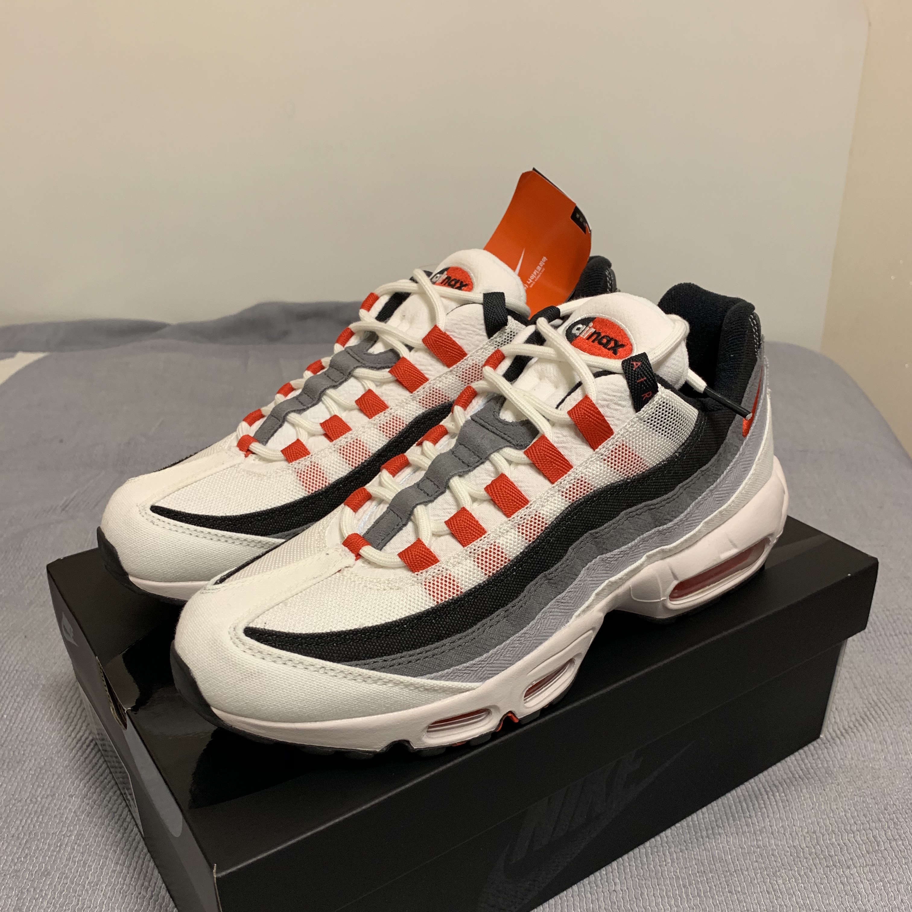 Nike Air Max 95 QS Smoke Grey 착용 스타일 - 4