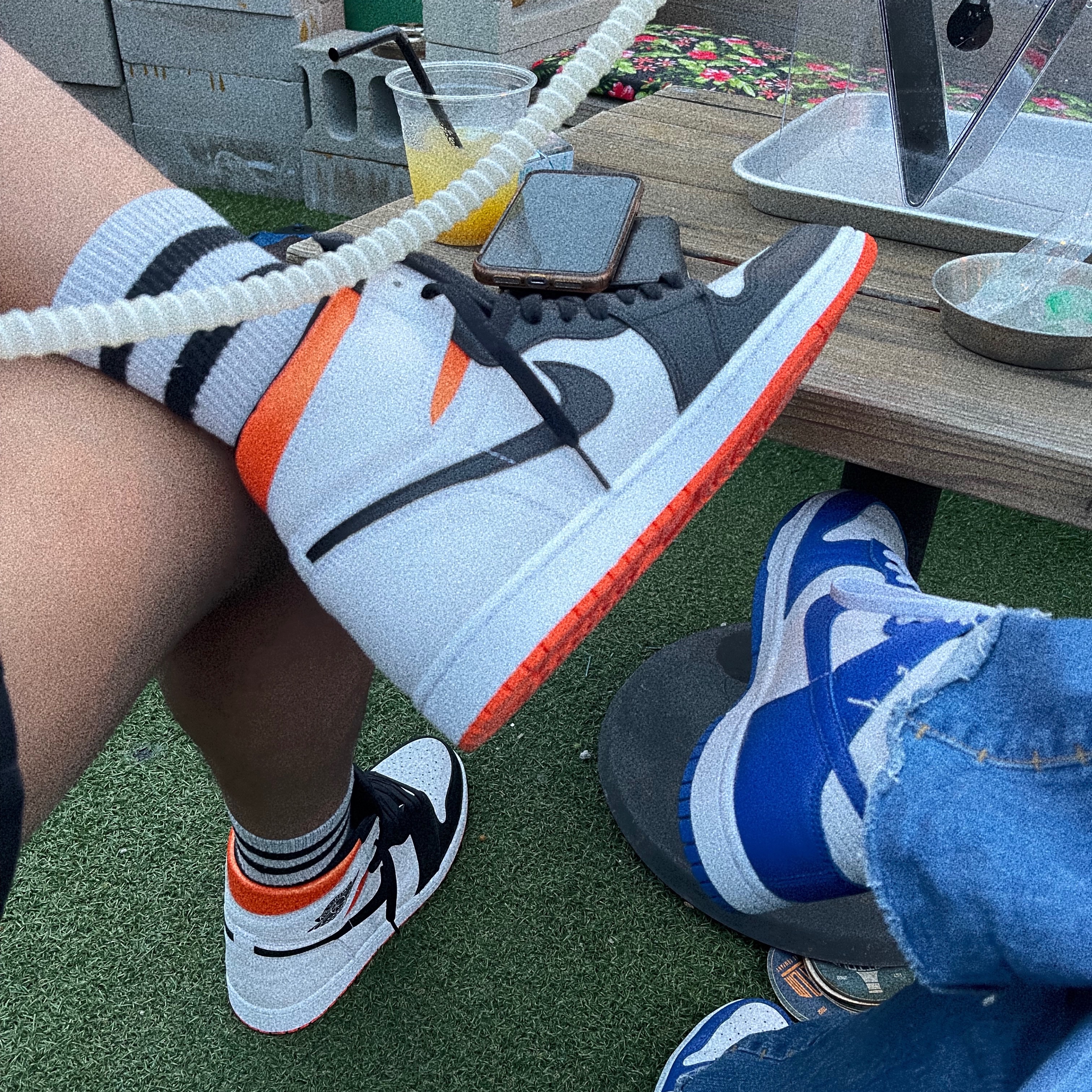Jordan 1 Retro High OG Electro Orange, Nike Dunk High Retro Game Royal 착용 스타일 - 2
