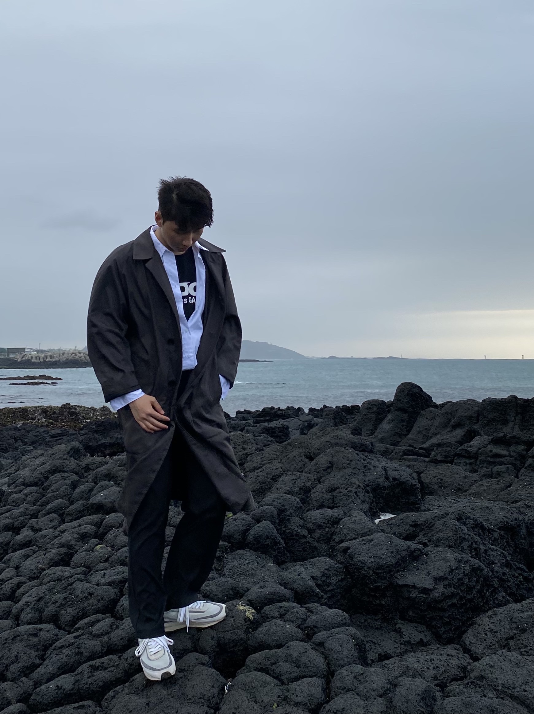 Nike x Sacai LDWaffle Summit White 착용 스타일 - 2