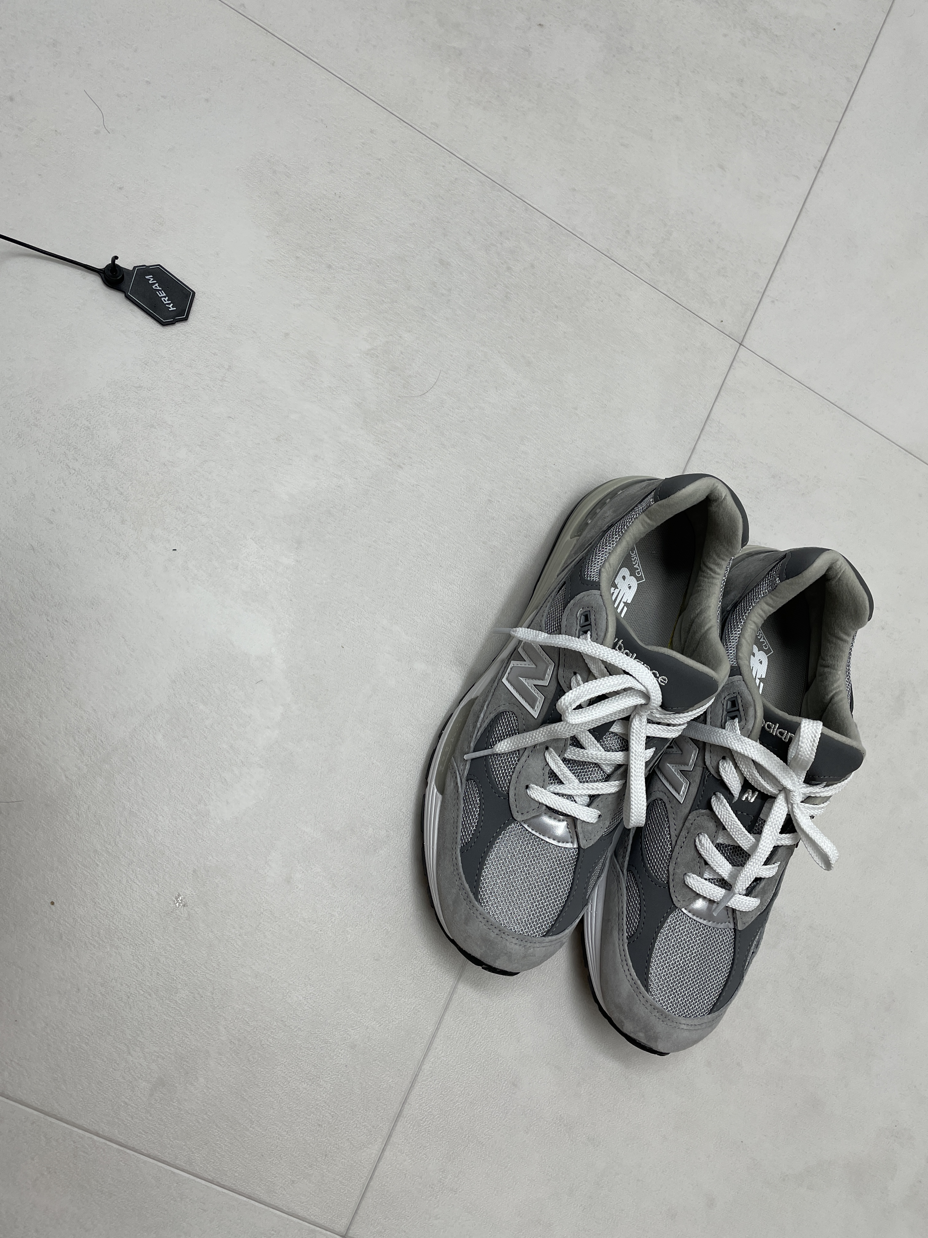 New Balance 992 Made in USA Grey - D Standard 착용 스타일