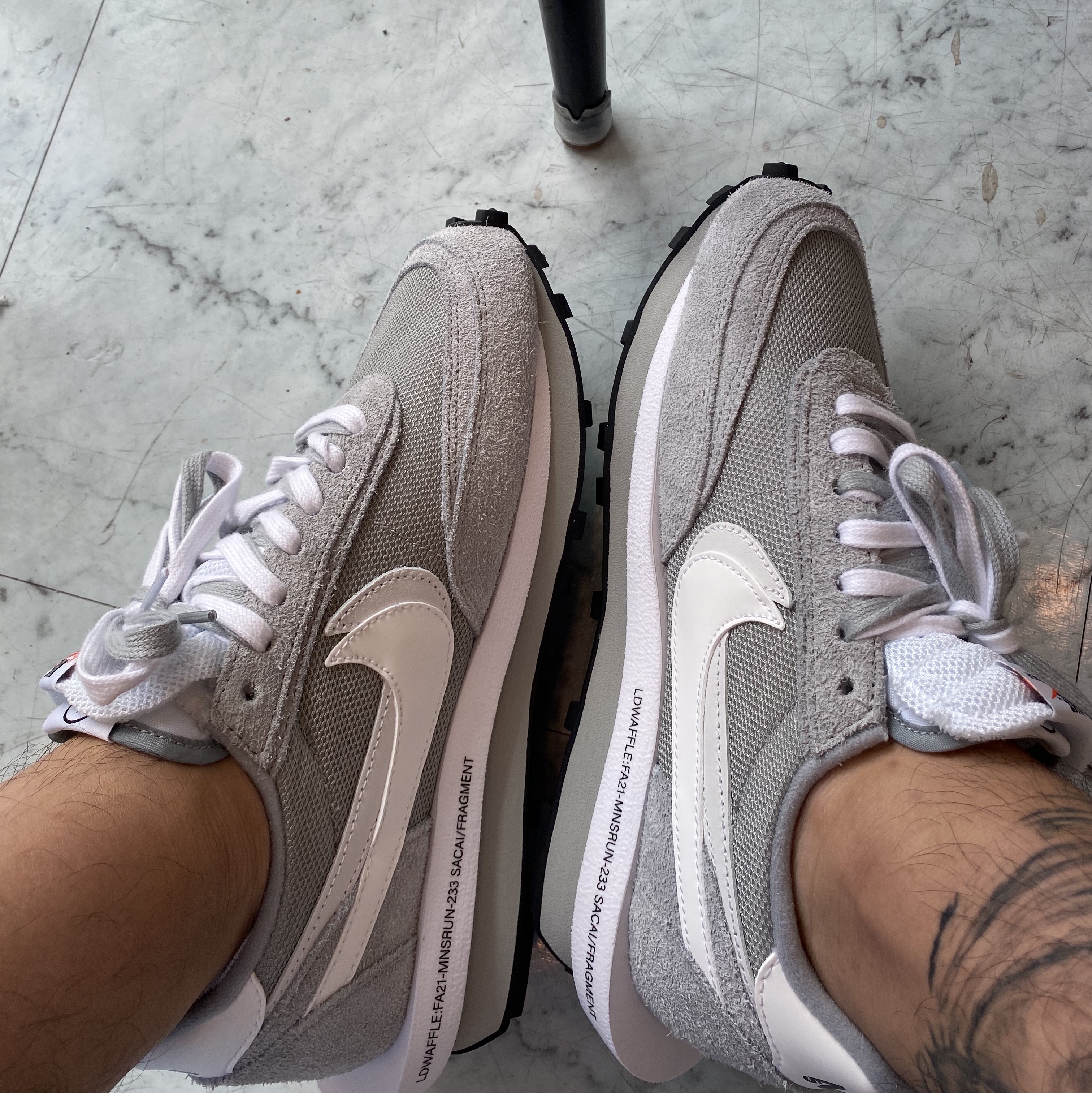 Nike x Sacai x Fragment LDWaffle Light Smoke Grey 착용 스타일