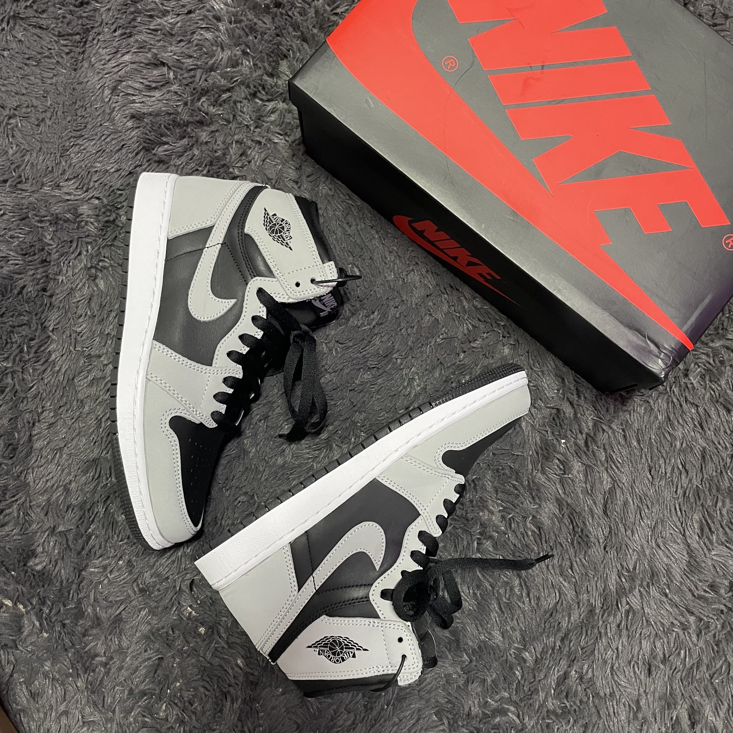 Jordan 1 Retro High OG Shadow 2.0, (GS) Jordan 1 Retro High OG Shadow 2.0 착용 스타일 - 3