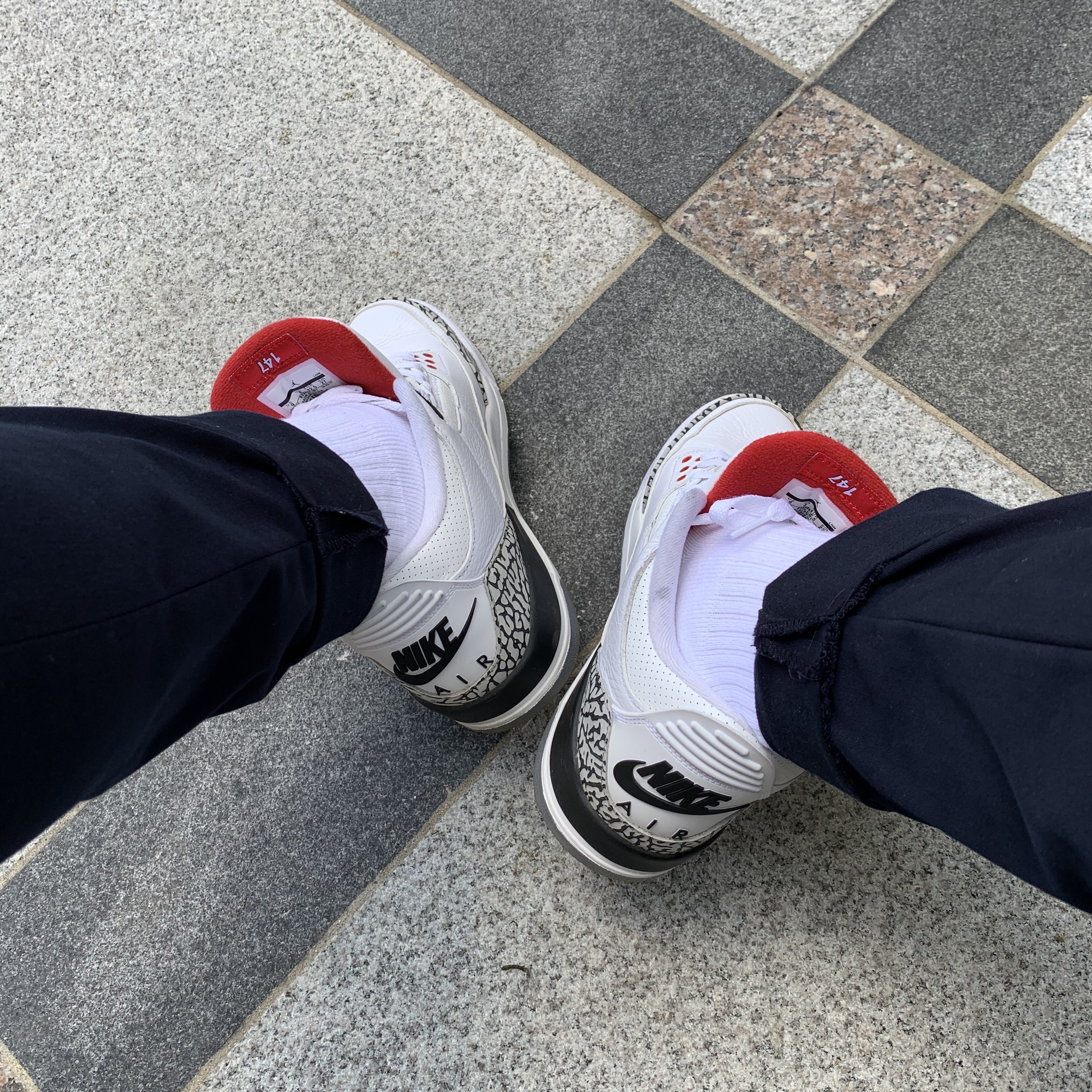 Jordan 3 Retro Free Throw Line White Cement 착용 스타일 - 2